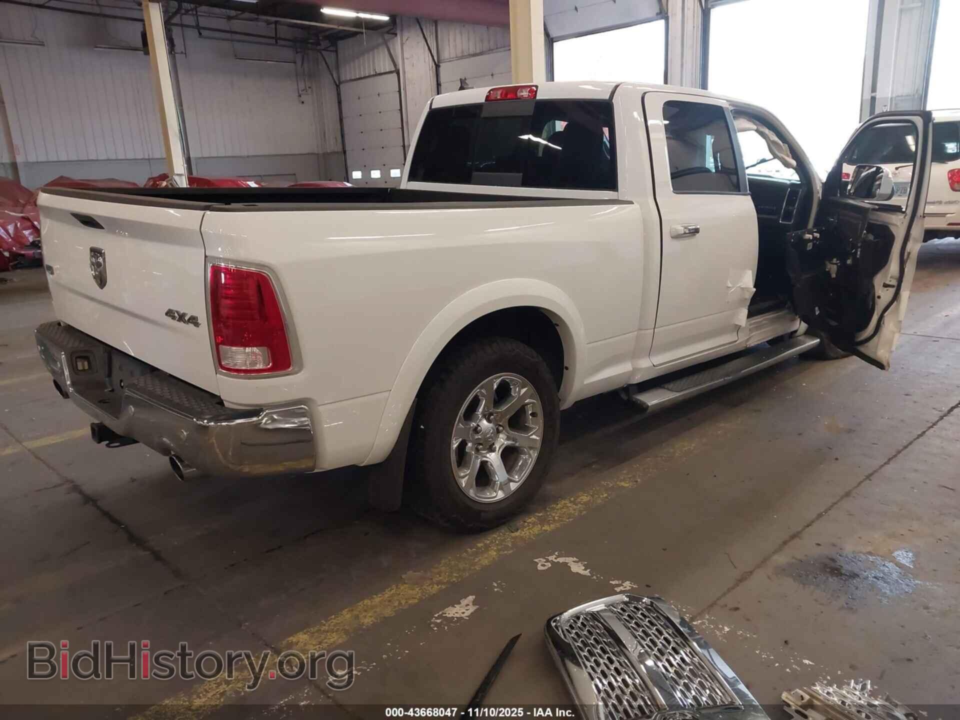 2018 RAM 1500 - VIN: 1C6RR7VM6JS228390 - Фото 4