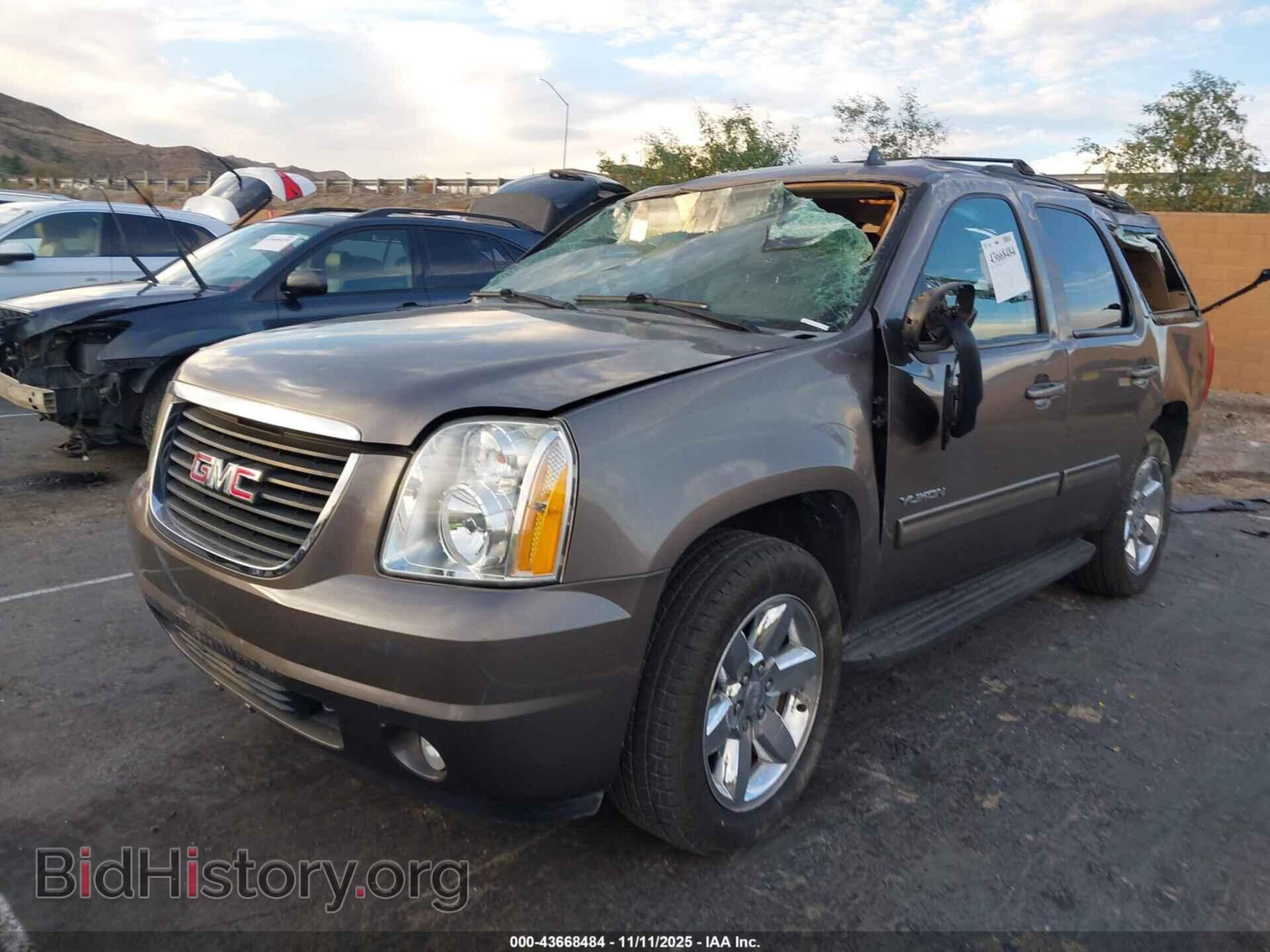 2012 GMC YUKON - VIN: 1GKS1CE02CR119334 - Фото 2