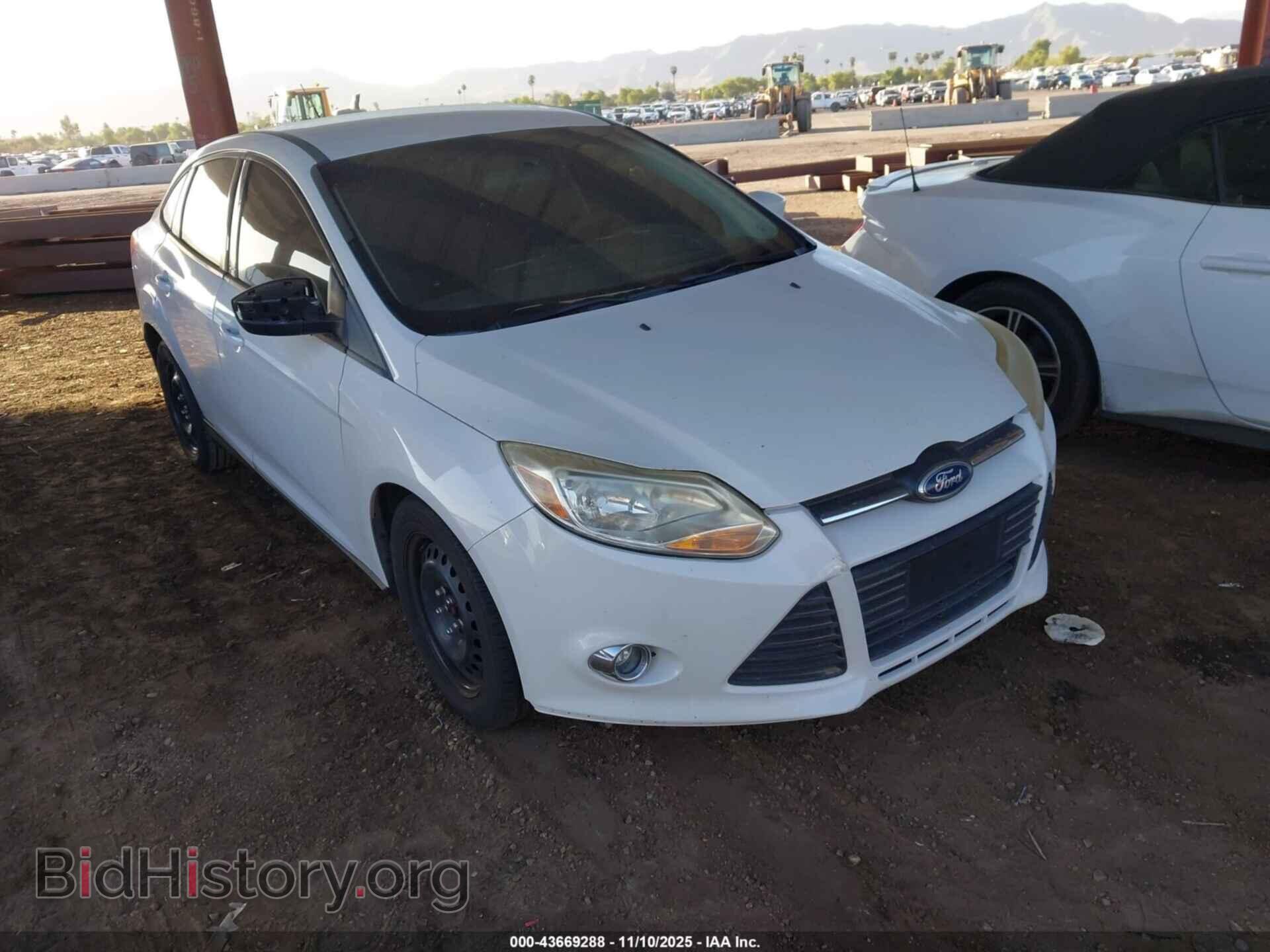 Photo 1FAHP3F28CL314058 - FORD FOCUS 2012