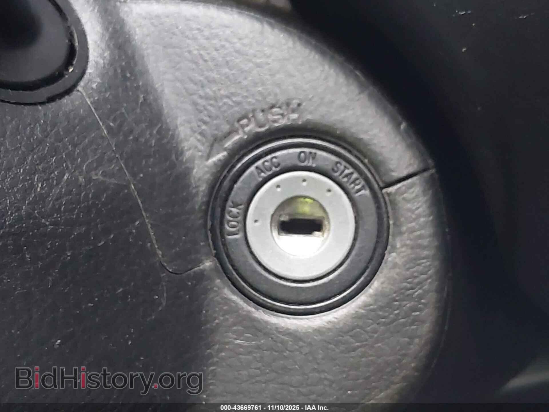 2008 TOYOTA COROLLA - VIN: 2T1BR32E08C857929 - Фото 11