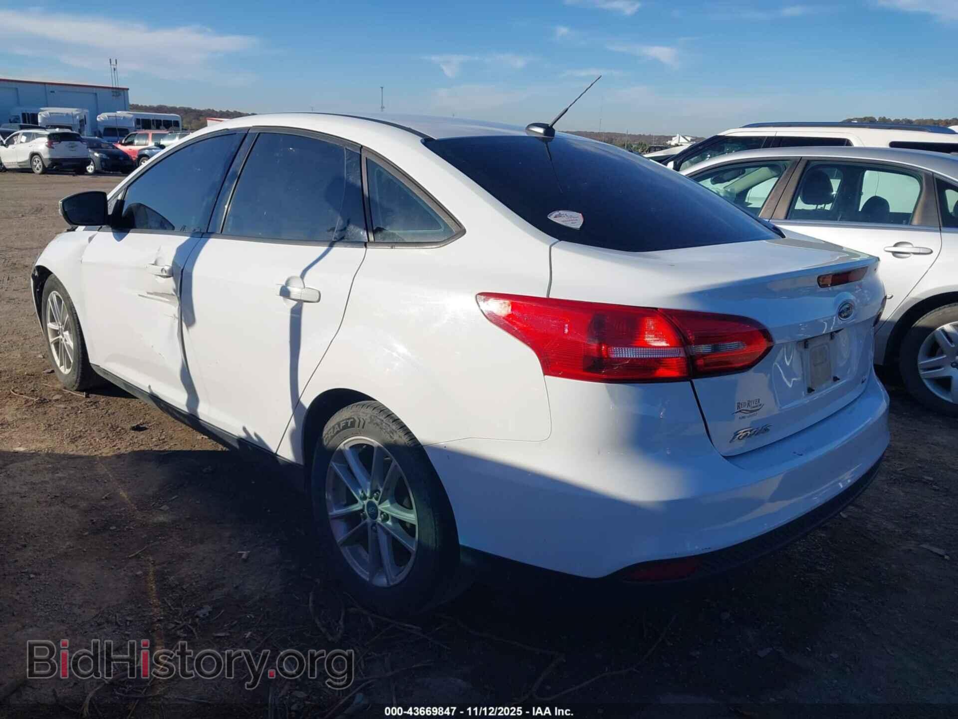 2017 FORD FOCUS - VIN: 1FADP3F23HL266815 - Фото 3