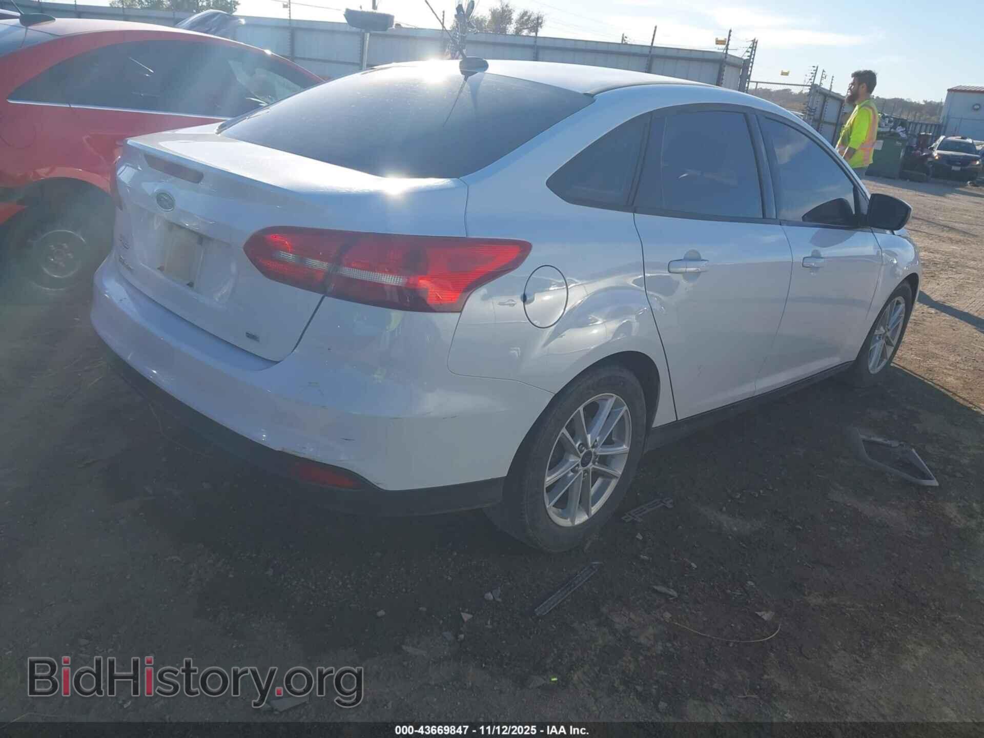 2017 FORD FOCUS - VIN: 1FADP3F23HL266815 - Фото 4