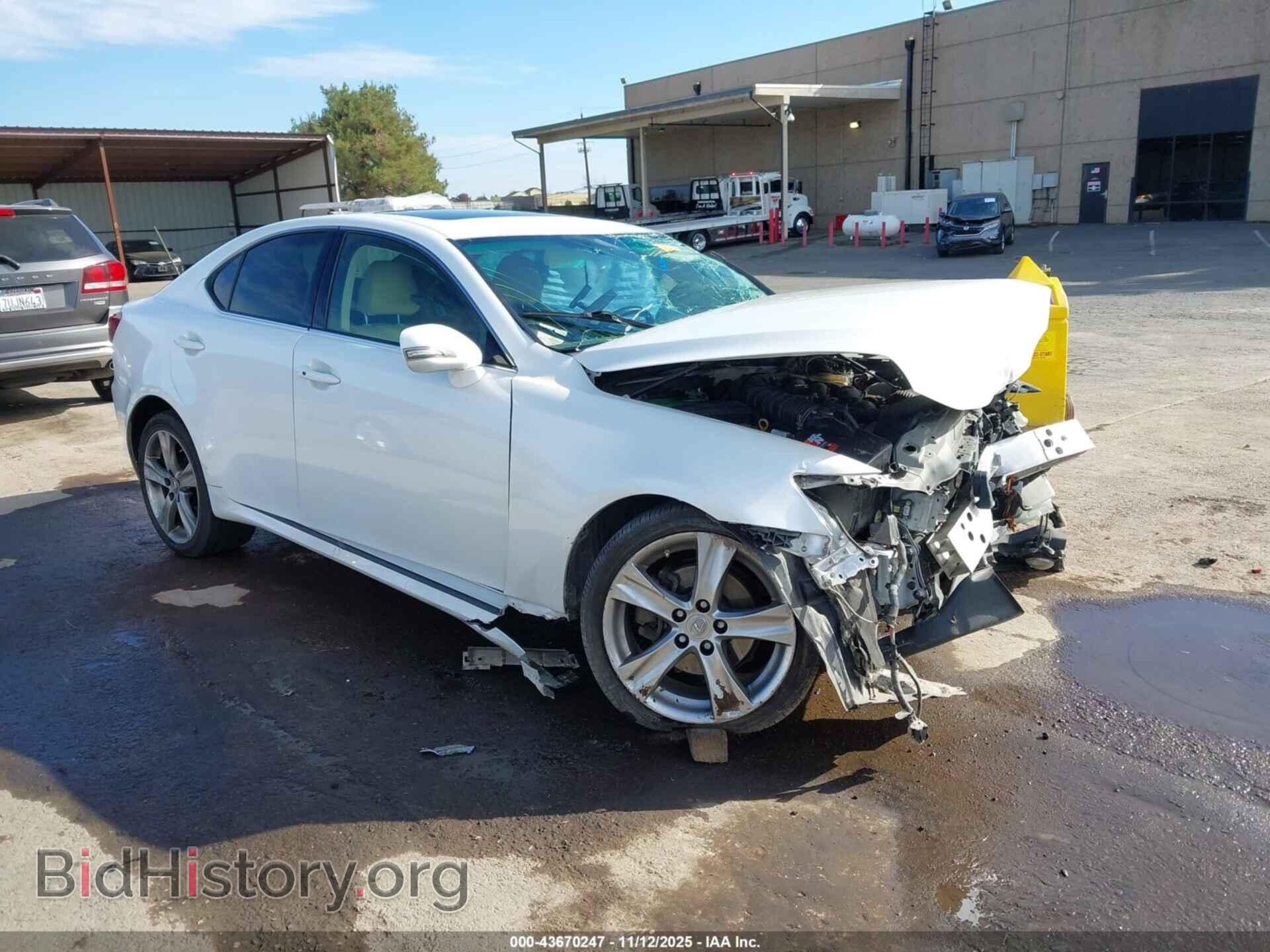 Photo JTHBF5C2XC5165612 - LEXUS IS 250 2012