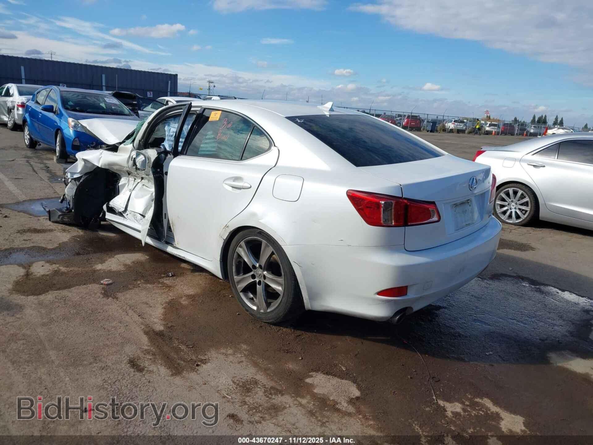 2012 LEXUS IS 250 - VIN: JTHBF5C2XC5165612 - Photo 3