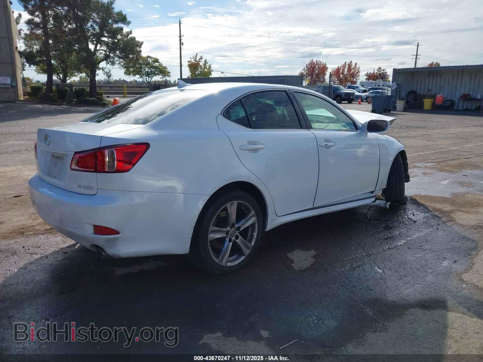 2012 LEXUS IS 250 - VIN: JTHBF5C2XC5165612 - Photo 4