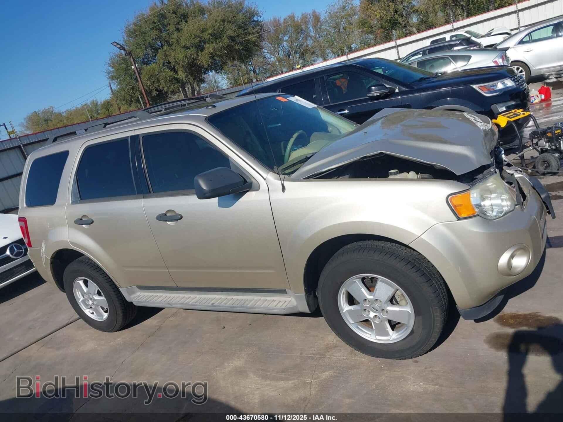 2011 FORD ESCAPE - VIN: 1FMCU0D73BKA80907 - Фото 14