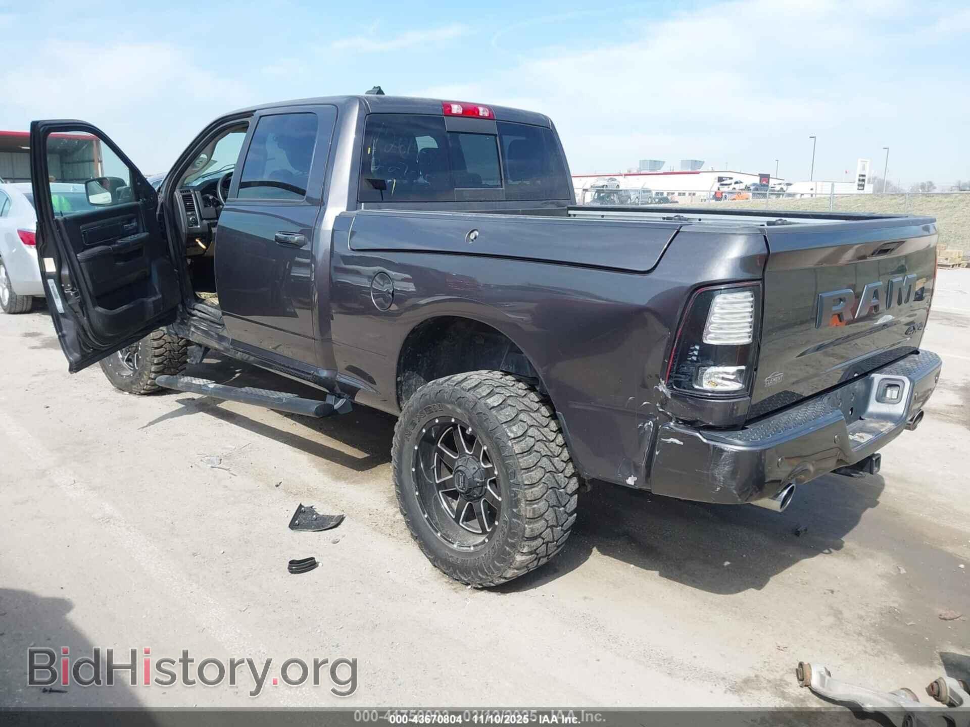 2018 RAM 1500 - VIN: 1C6RR7UT7JS250004 - Фото 3