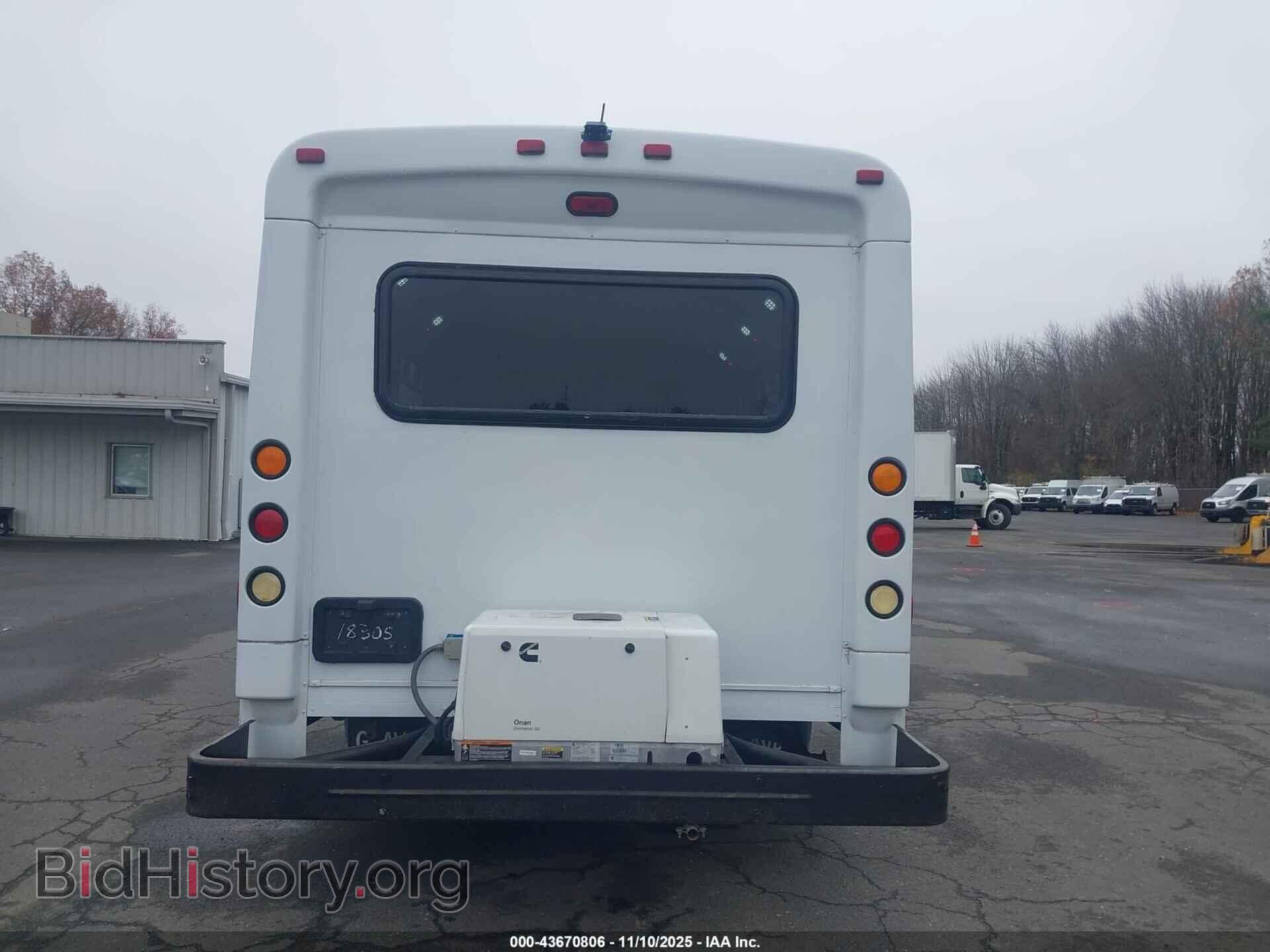 2015 FORD E-450 CUTAWAY - VIN: 1FDFE4FS7FDA09660 - Photo 19