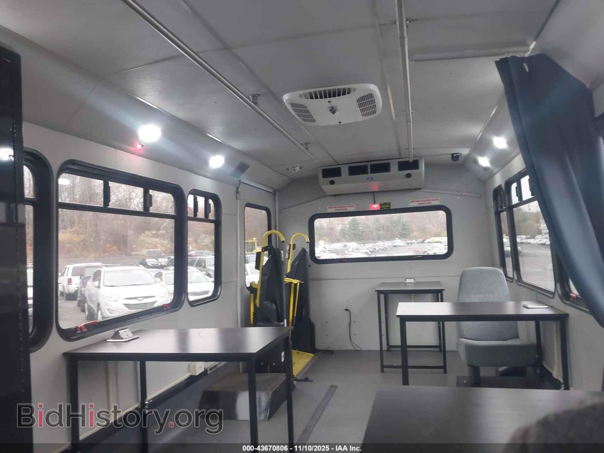2015 FORD E-450 CUTAWAY - VIN: 1FDFE4FS7FDA09660 - Photo 6