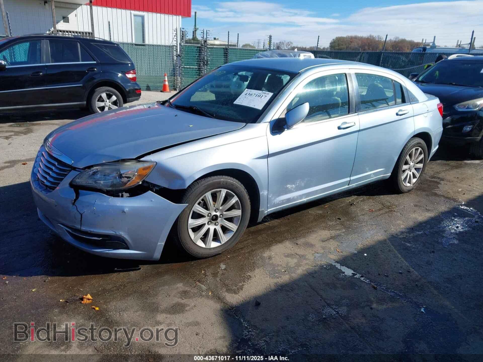 2012 CHRYSLER 200 - VIN: 1C3CCBBB6CN174200 - Photo 2