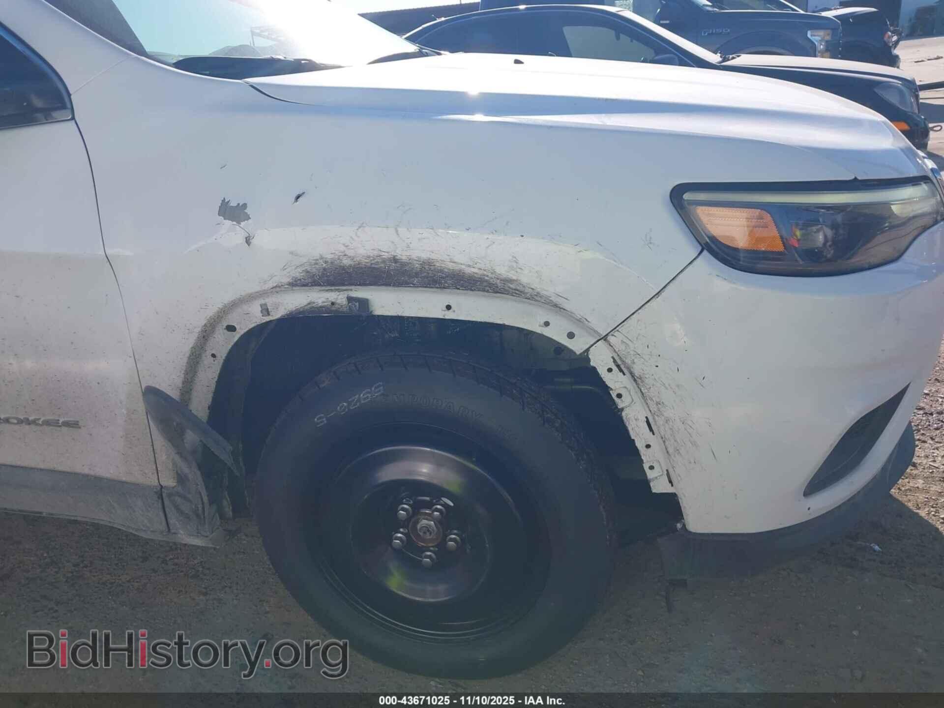 2020 JEEP CHEROKEE - VIN: 1C4PJMLBXLD586588 - Фото 6
