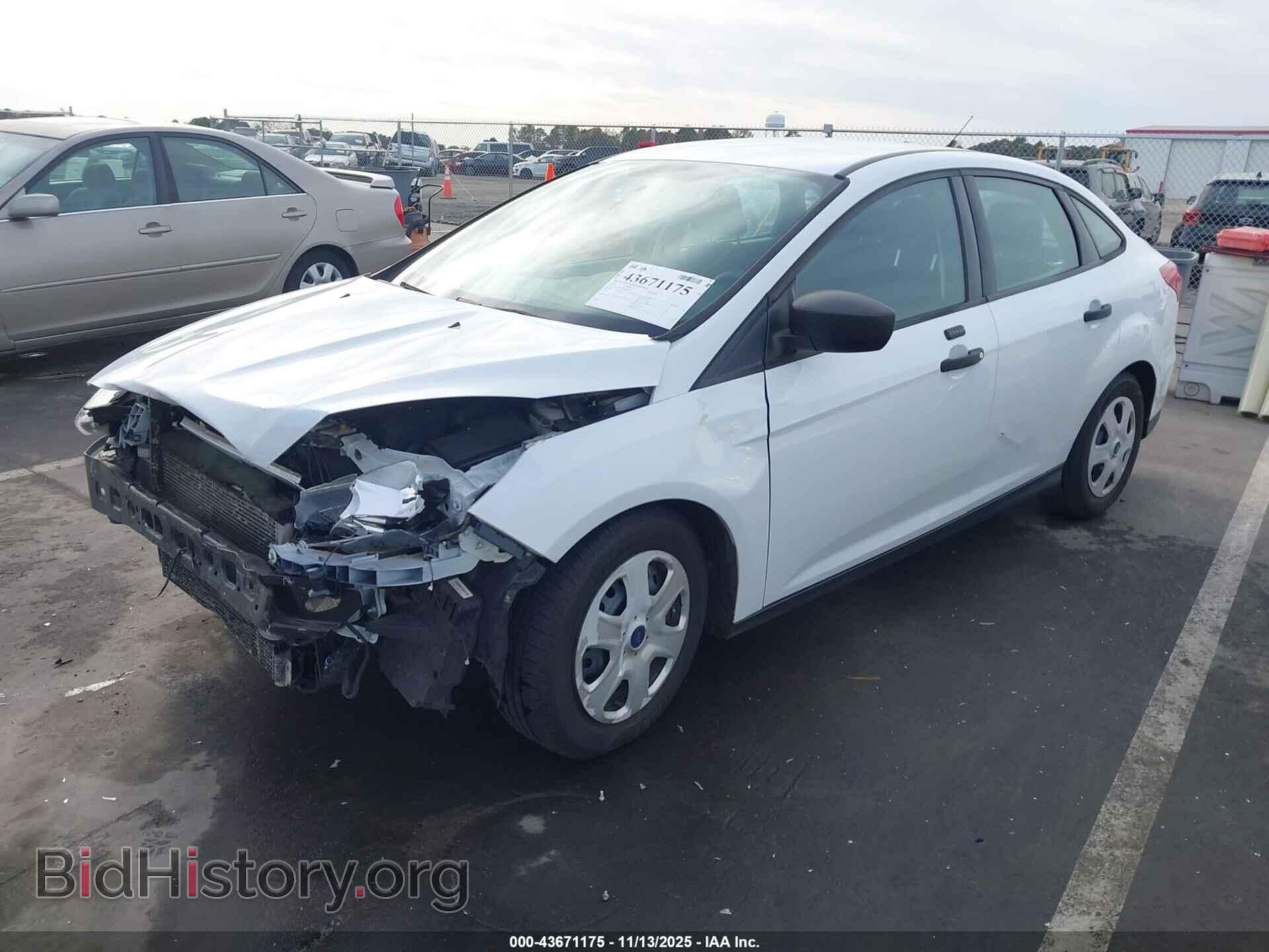2016 FORD FOCUS - VIN: 1FADP3E27GL304918 - Photo 2