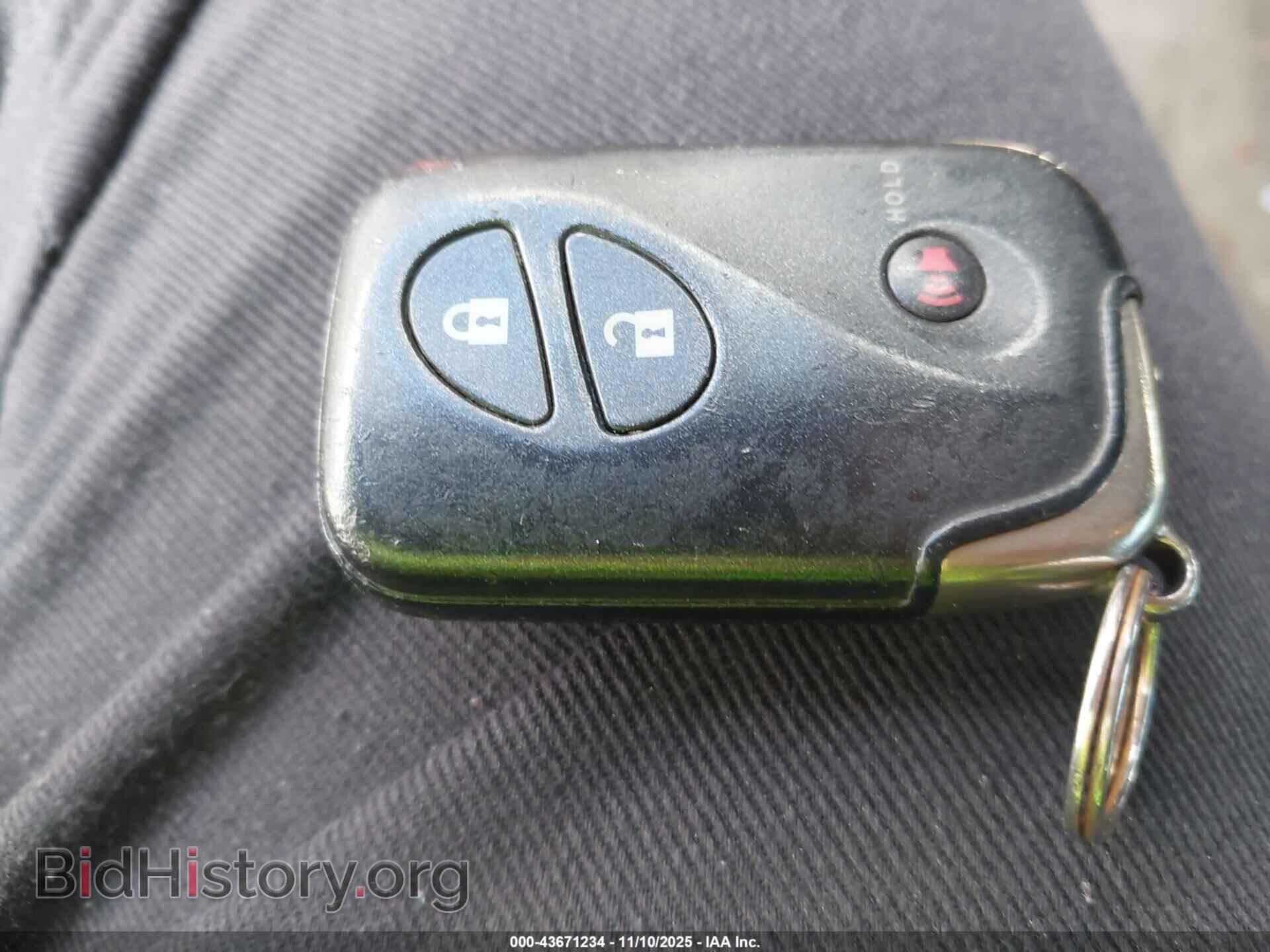 2011 LEXUS CT 200H - VIN: JTHKD5BH0B2015150 - Фото 11