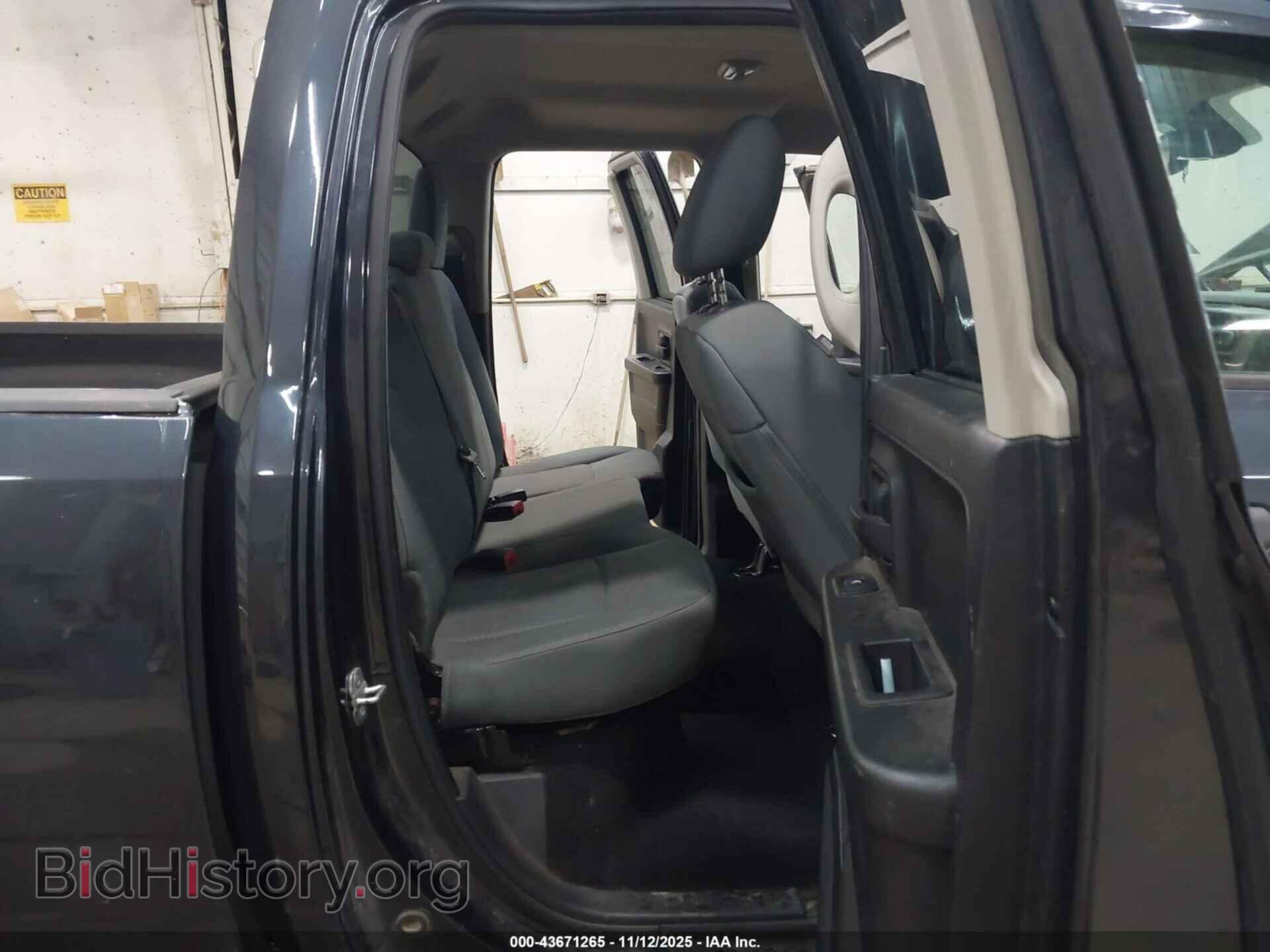 2014 RAM 1500 - VIN: 1C6RR7FT2ES167129 - Photo 8