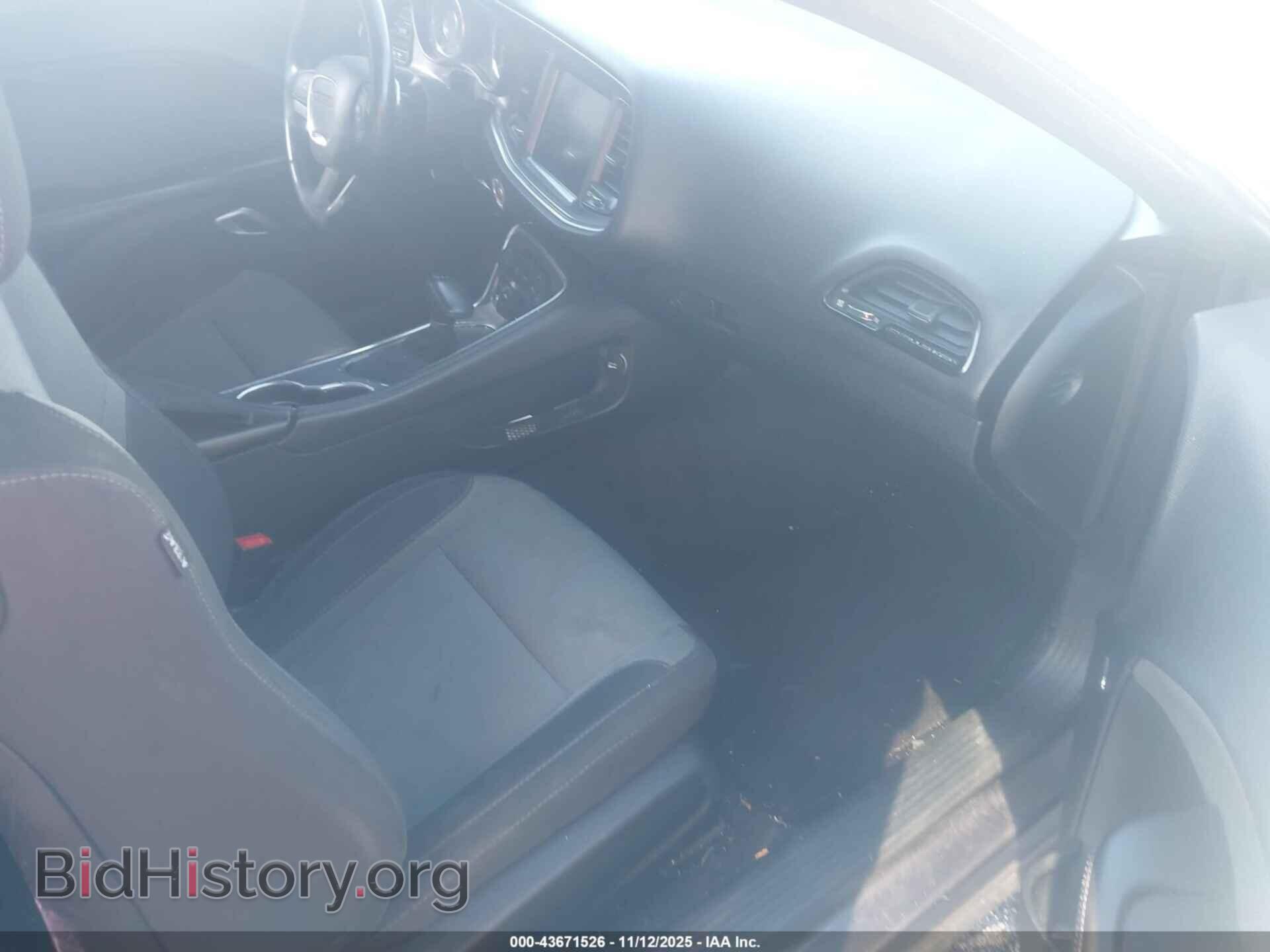 2015 DODGE CHALLENGER - VIN: 2C3CDZAT4FH733806 - Фото 5