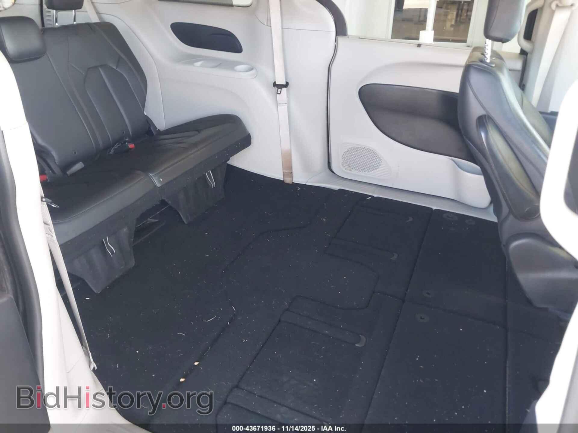 2019 CHRYSLER PACIFICA - VIN: 2C4RC1BG0KR731633 - Photo 8