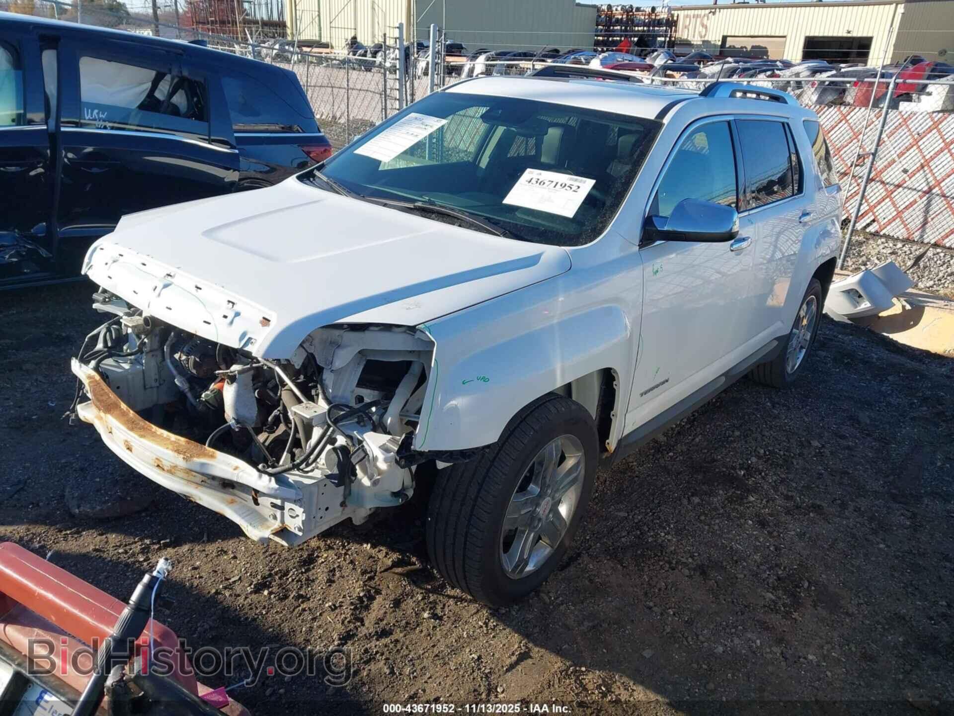 2013 GMC TERRAIN - VIN: 2GKFLXE30D6413096 - Photo 2