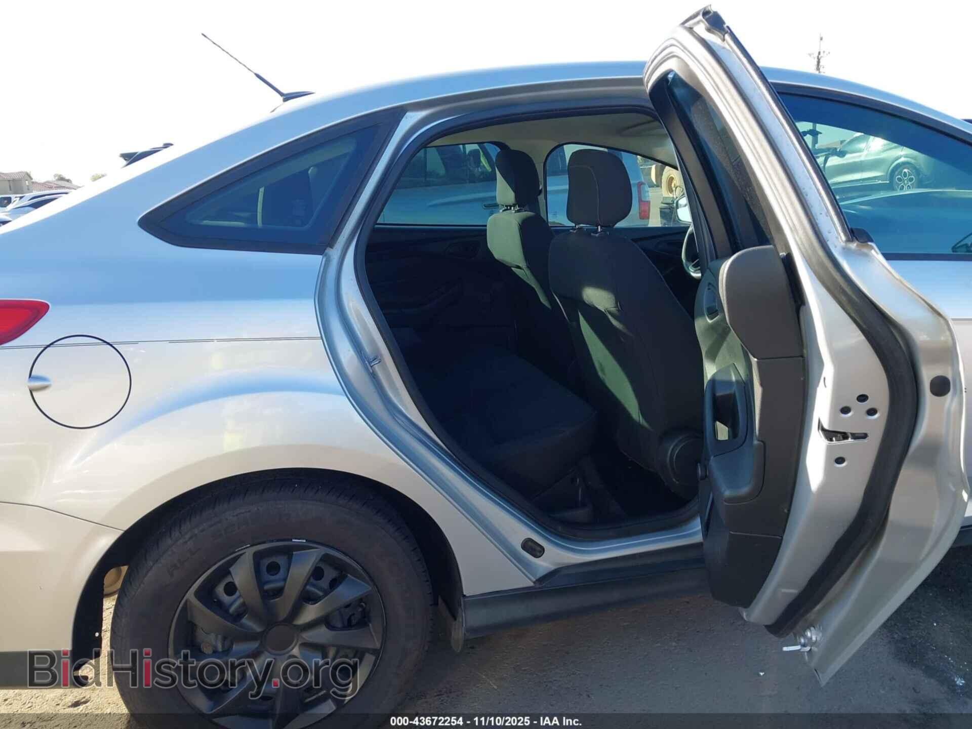 2018 FORD FOCUS - VIN: 1FADP3E23JL260892 - Photo 8