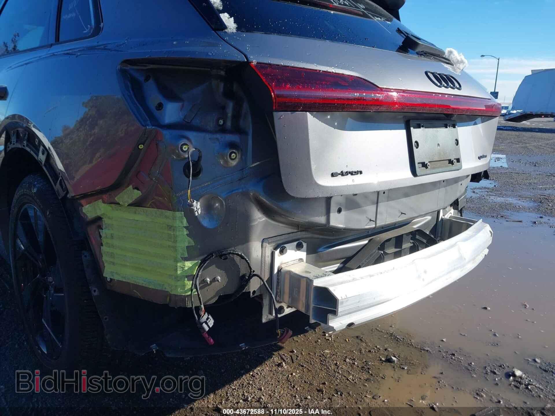 2022 AUDI E-TRON - VIN: WA1LAAGE7NB011410 - Фото 6
