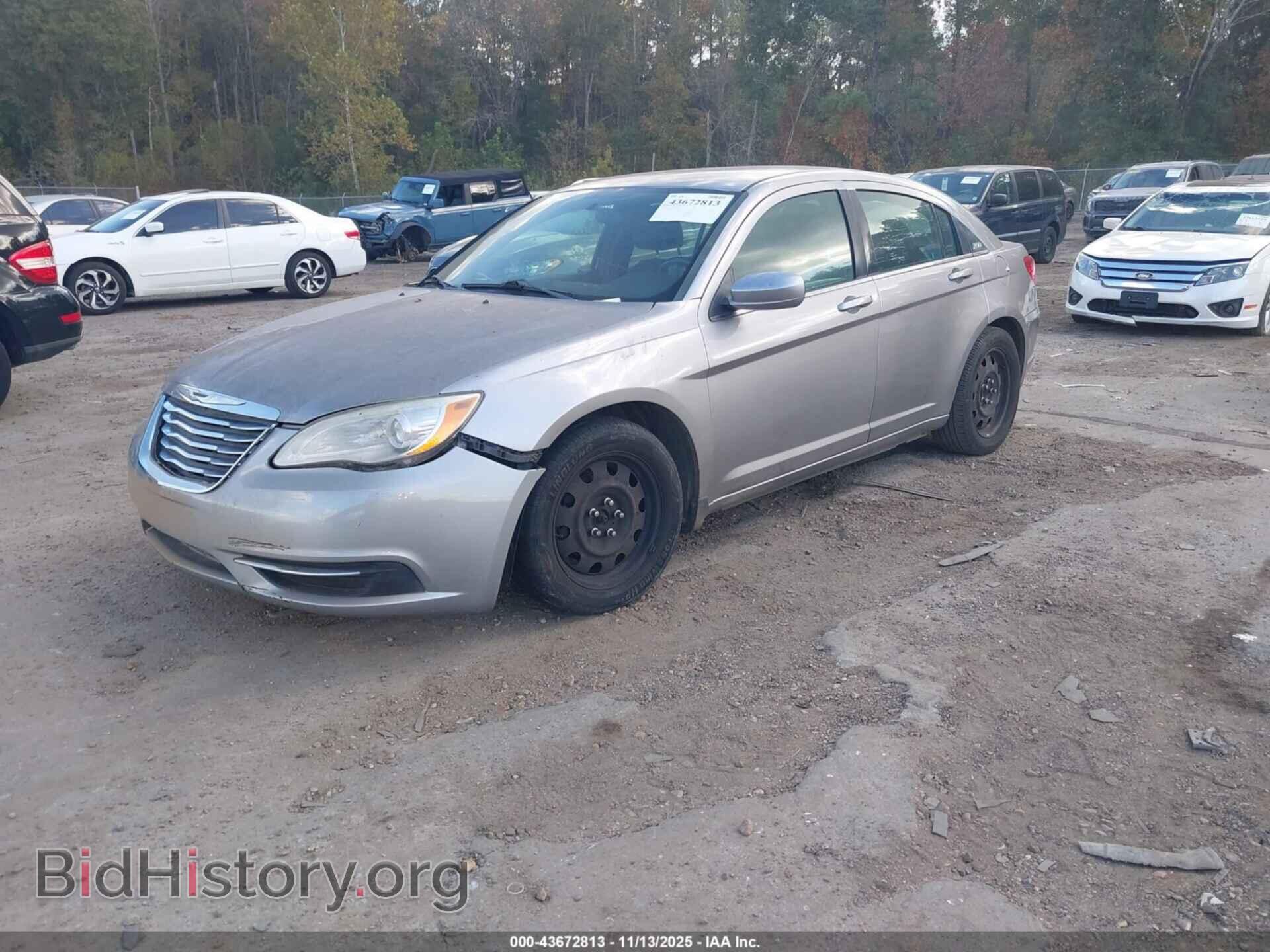 2013 CHRYSLER 200 - VIN: 1C3CCBBG3DN532298 - Photo 2