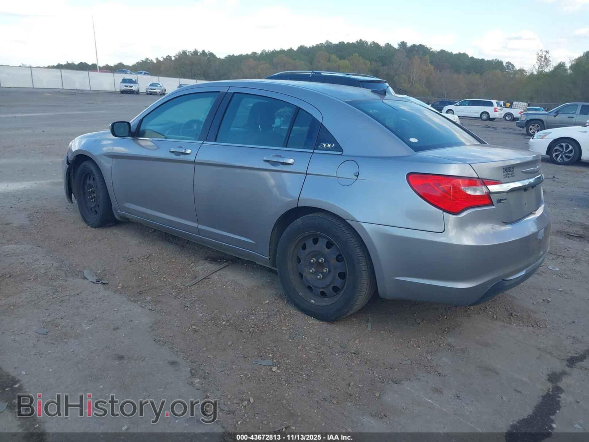 2013 CHRYSLER 200 - VIN: 1C3CCBBG3DN532298 - Photo 3