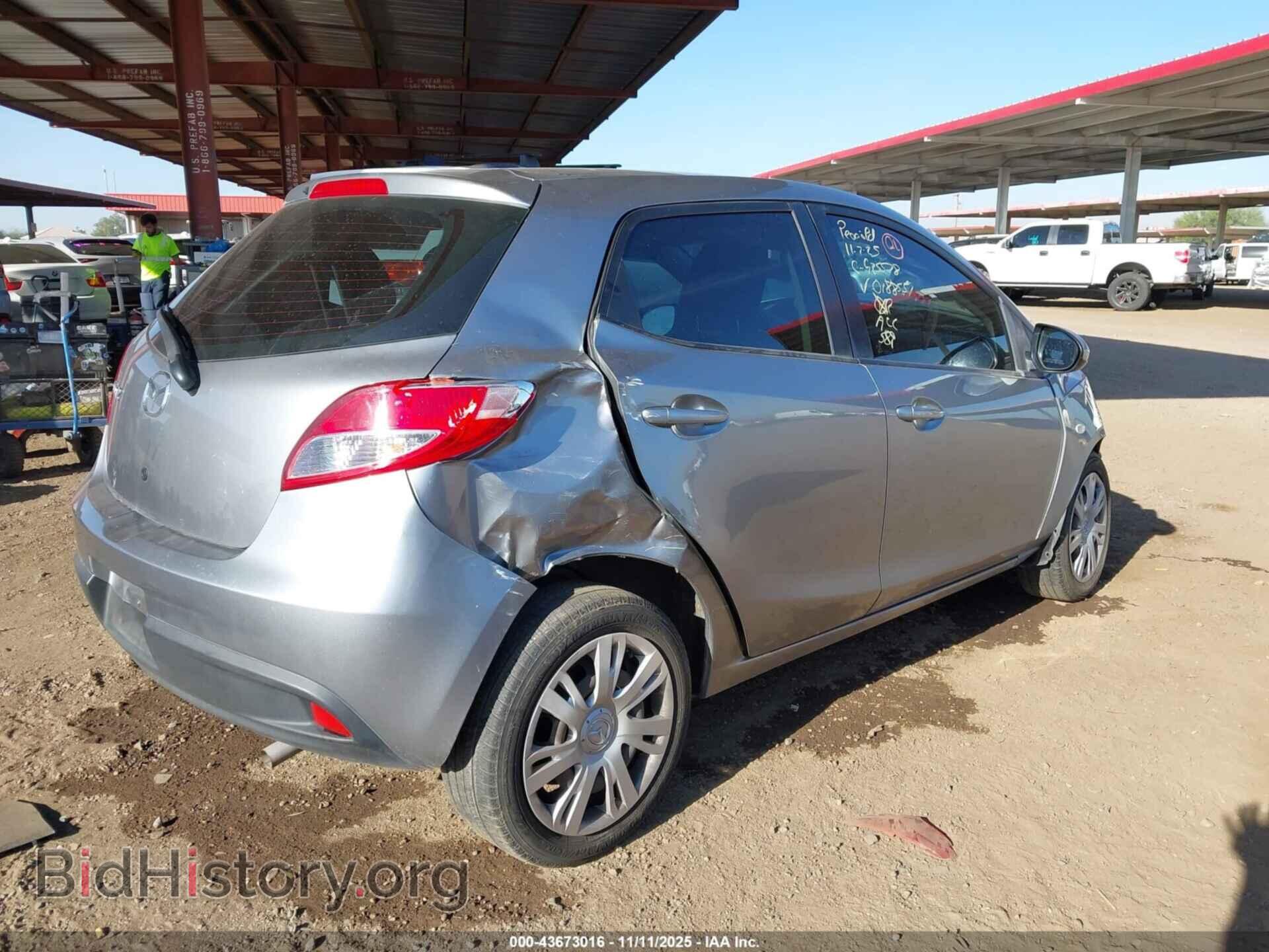 2014 MAZDA MAZDA2 - VIN: JM1DE1KZ4E0188551 - Фото 4