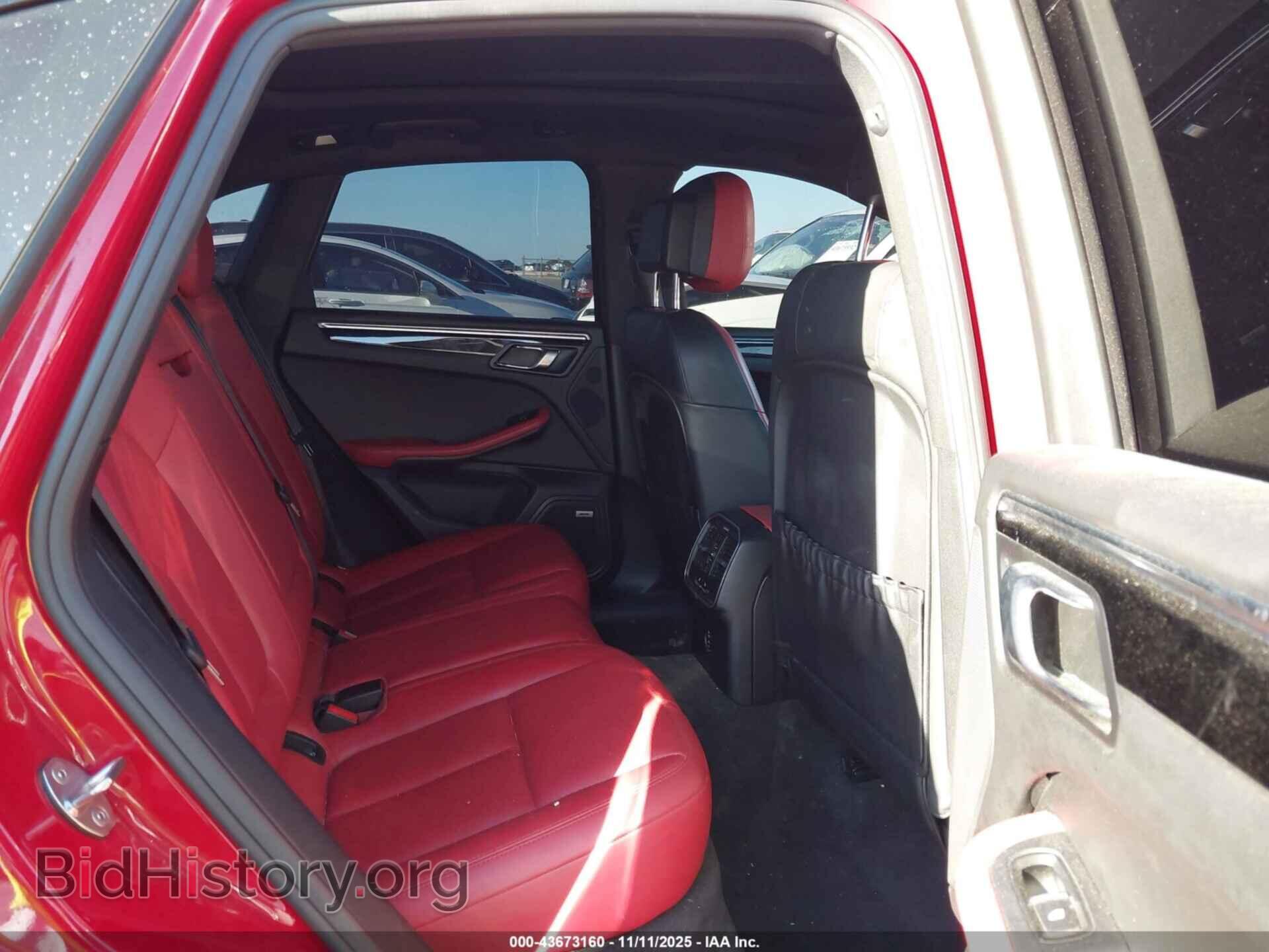 2020 PORSCHE MACAN - VIN: WP1AB2A57LLB34395 - Photo 8