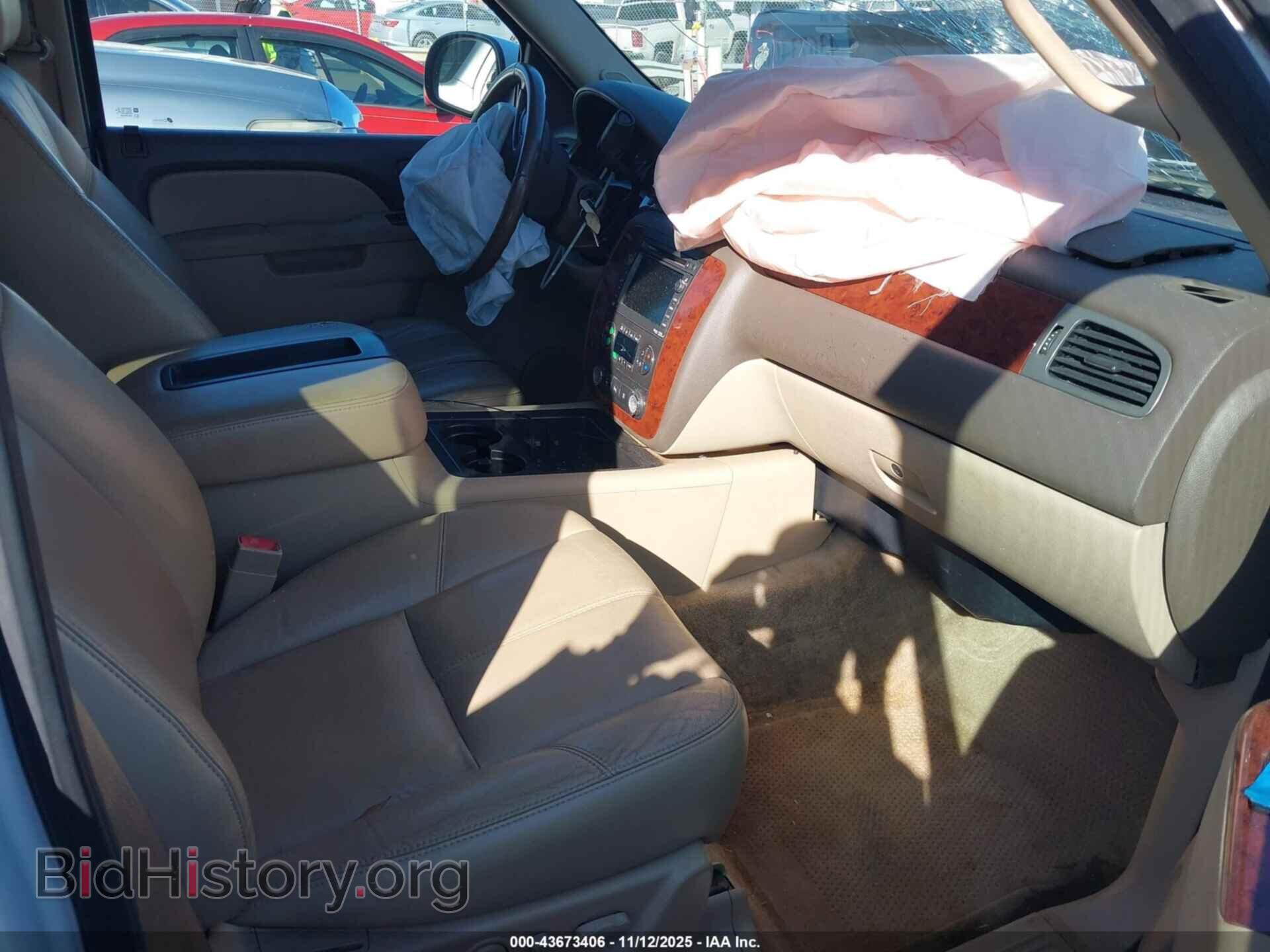 2011 CHEVROLET TAHOE - VIN: 1GNSCBE00BR392469 - Фото 5