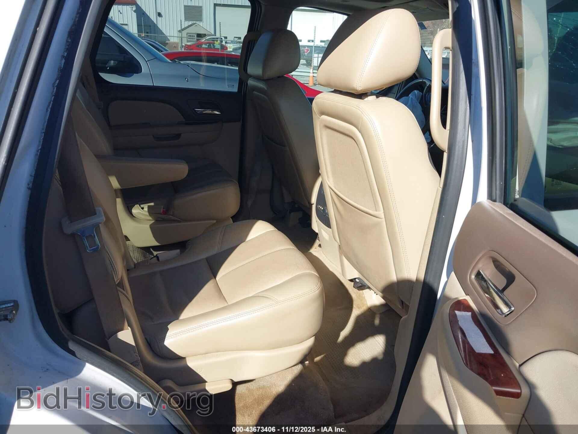 2011 CHEVROLET TAHOE - VIN: 1GNSCBE00BR392469 - Фото 8