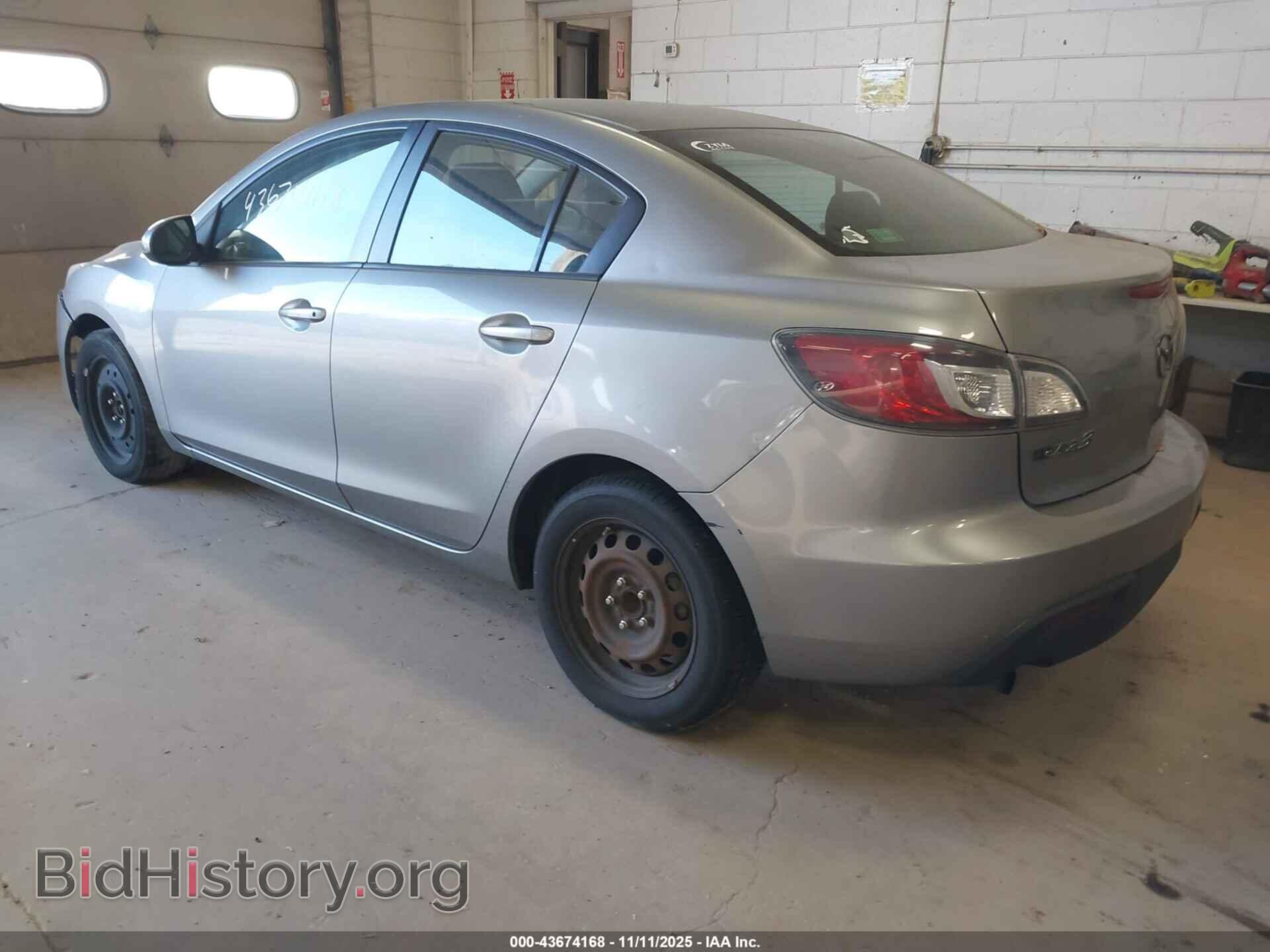 2011 MAZDA MAZDA3 - VIN: JM1BL1UF0B1902987 - Фото 3