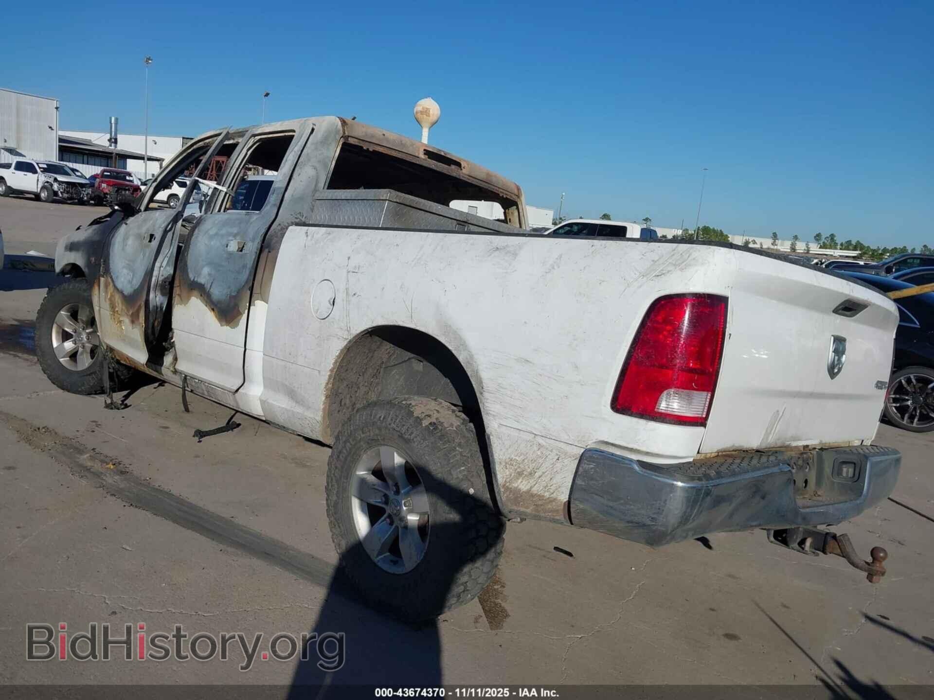 2021 RAM 1500 CLASSIC - VIN: 1C6RR7FT3MS504504 - Фото 3