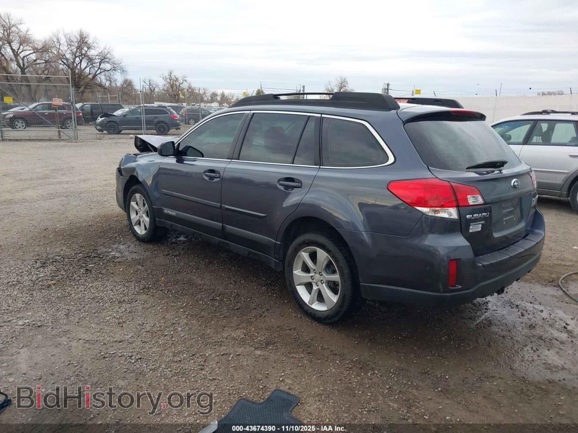2014 SUBARU OUTBACK - VIN: 4S4BRCAC8E3294399 - Фото 3