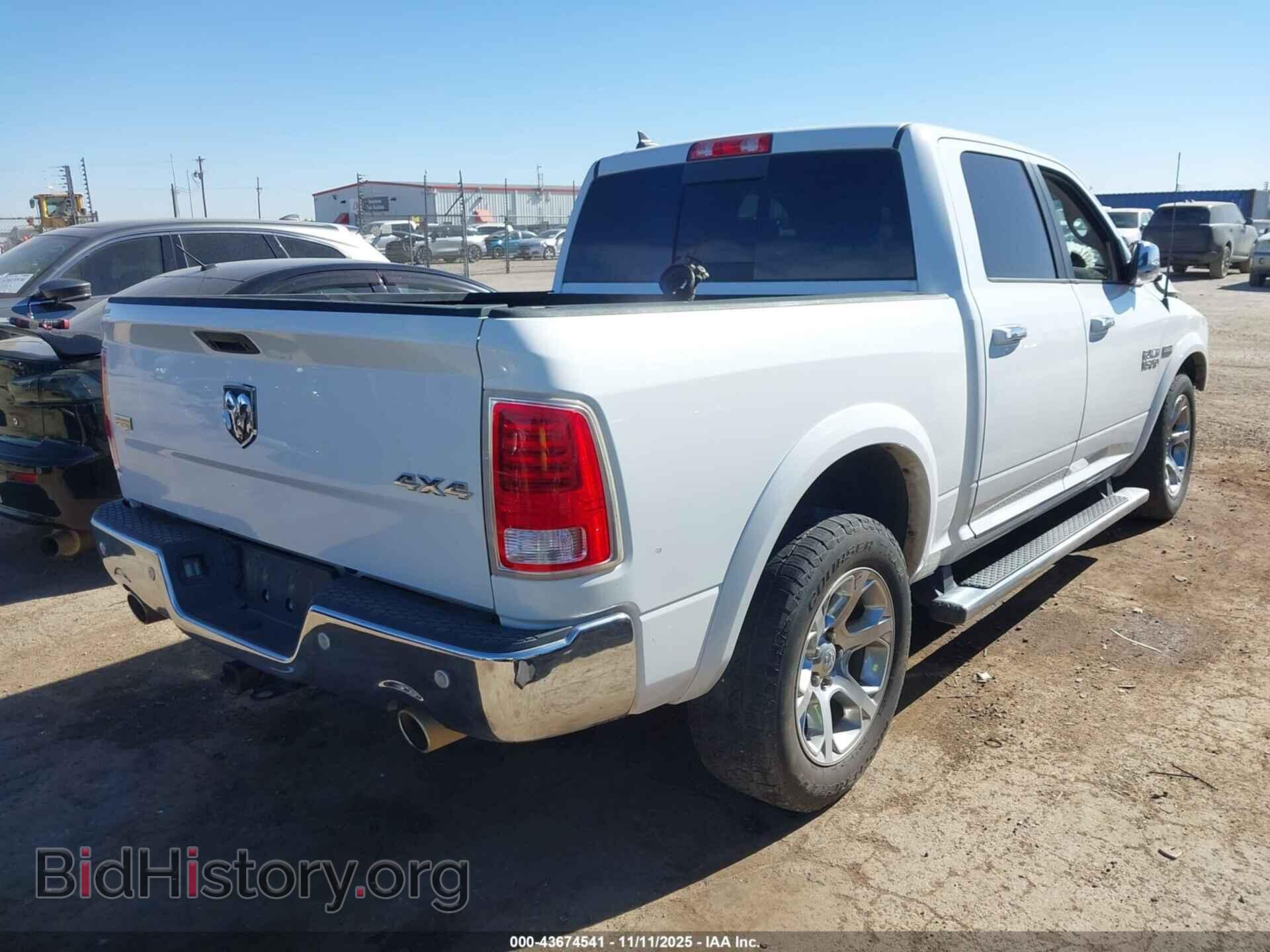 2017 RAM 1500 - VIN: 1C6RR7NT7HS539053 - Фото 4