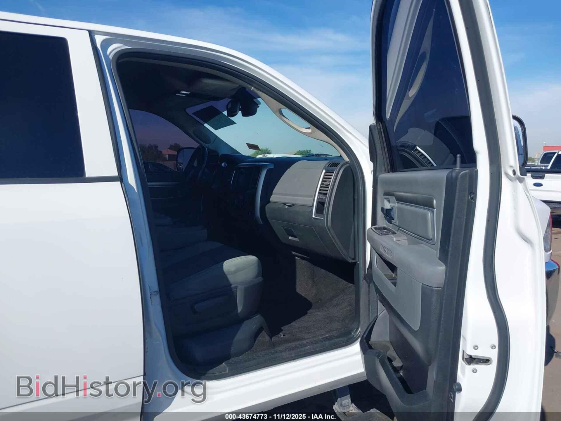 2015 RAM 2500 - VIN: 3C6UR5DL8FG582403 - Фото 5