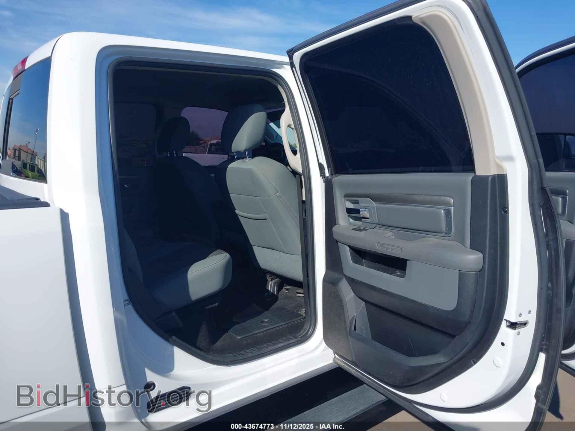 2015 RAM 2500 - VIN: 3C6UR5DL8FG582403 - Фото 8