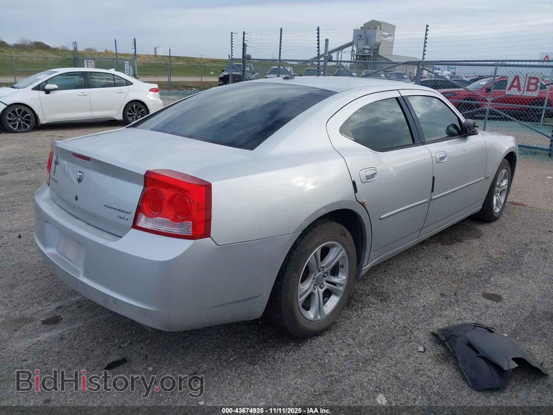 2010 DODGE CHARGER - VIN: 2B3CA3CV9AH197722 - Фото 4