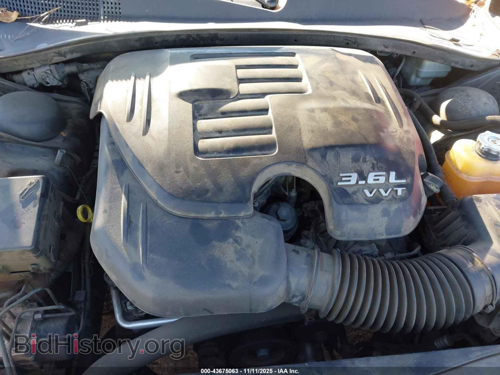 2013 CHRYSLER 300 - VIN: 2C3CCAAG2DH576197 - Фото 10