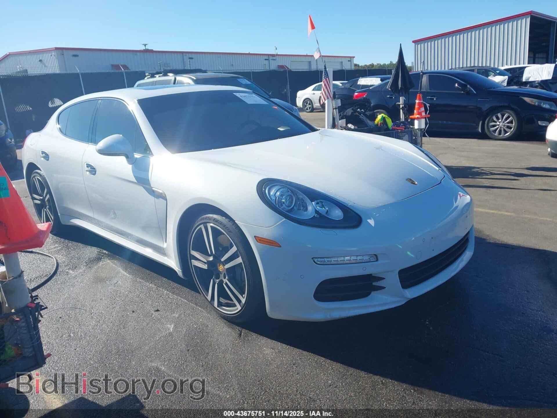 Photo WP0AA2A74GL006675 - PORSCHE PANAMERA 2016