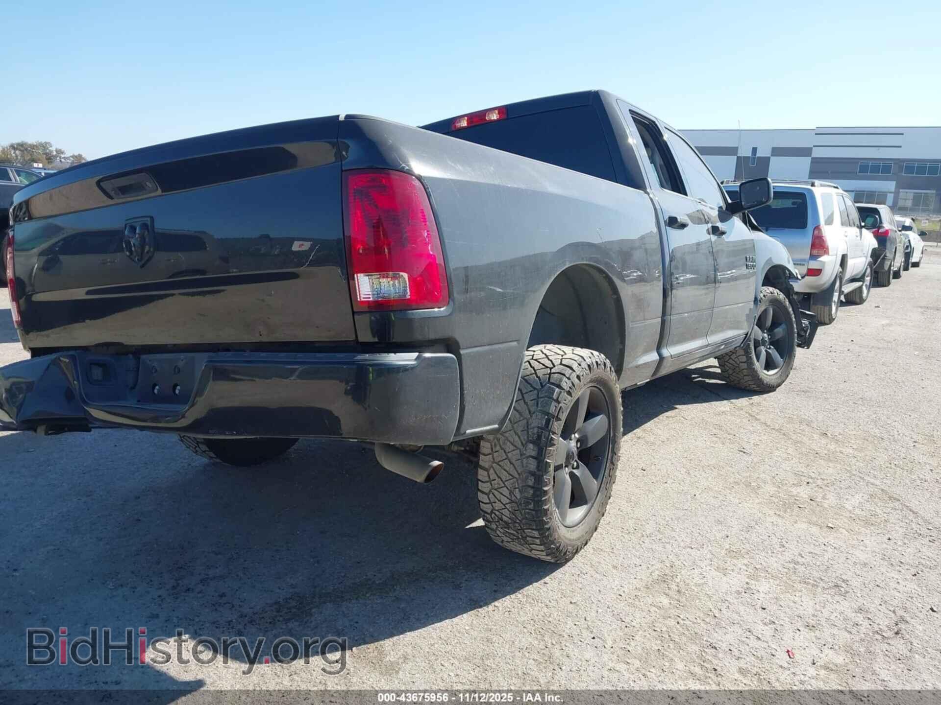 2018 RAM 1500 - VIN: 1C6RR6FG1JS347709 - Фото 4