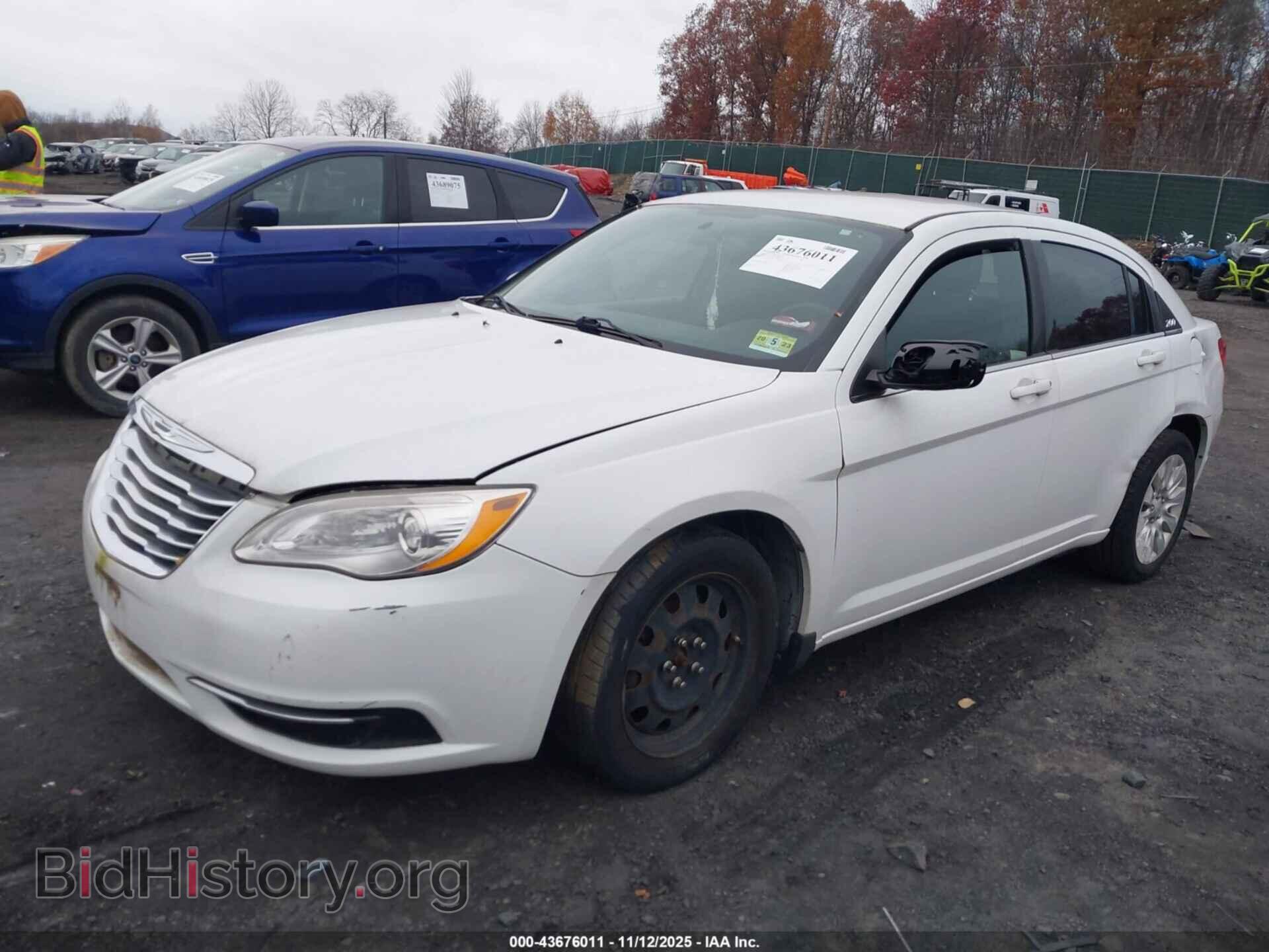 2012 CHRYSLER 200 - VIN: 1C3CCBAB9CN281629 - Фото 2
