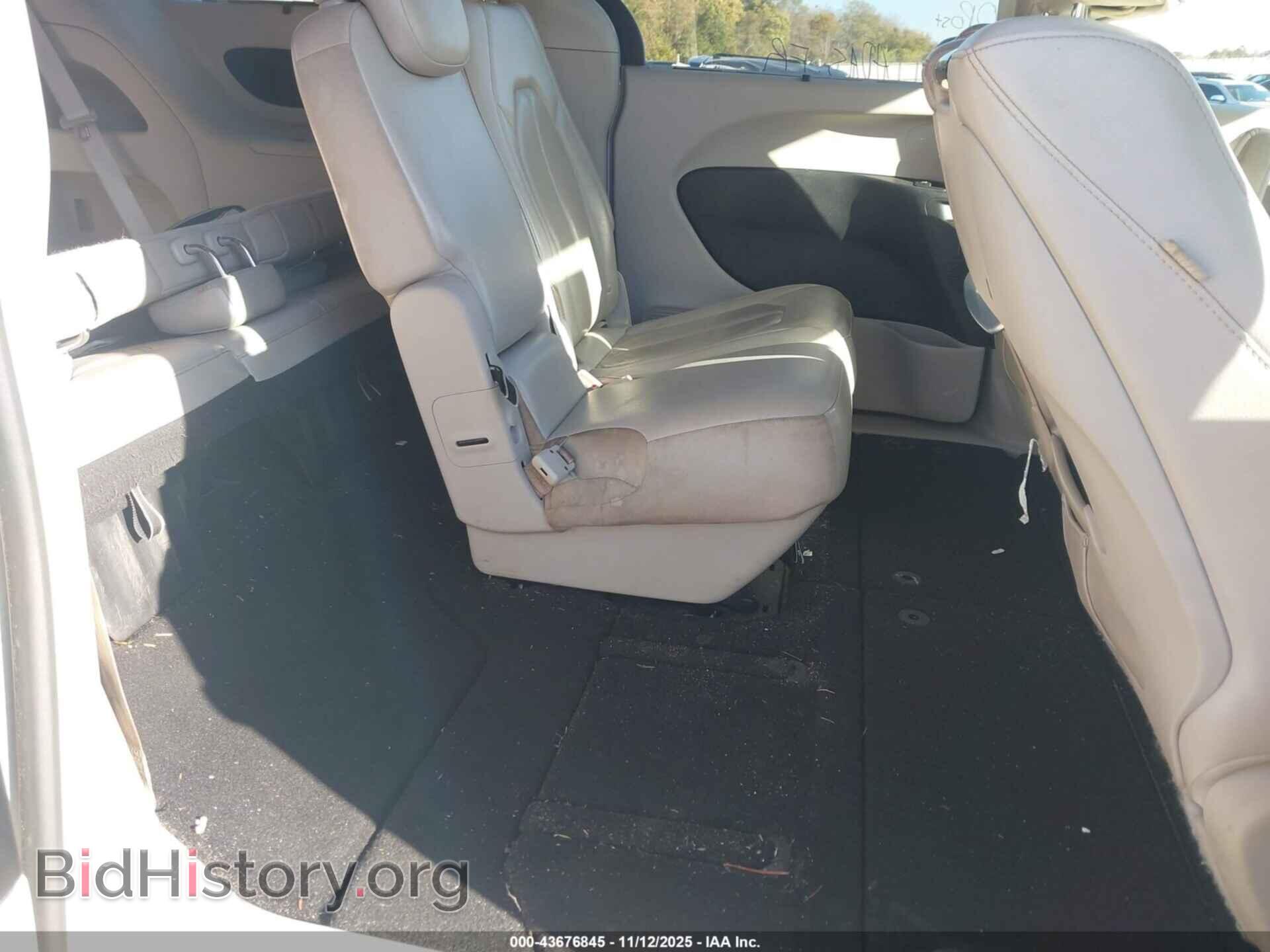 2019 CHRYSLER PACIFICA - VIN: 2C4RC1EGXKR581929 - Photo 8