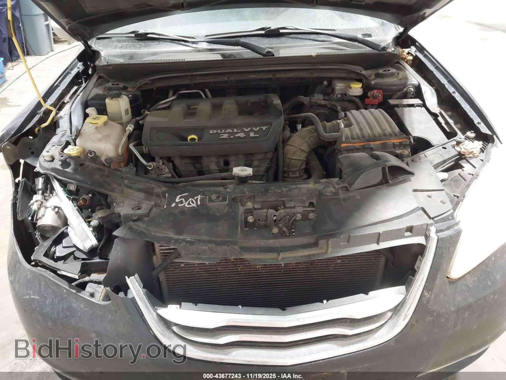 2012 CHRYSLER 200 - VIN: 1C3CCBCB7CN142838 - Фото 10