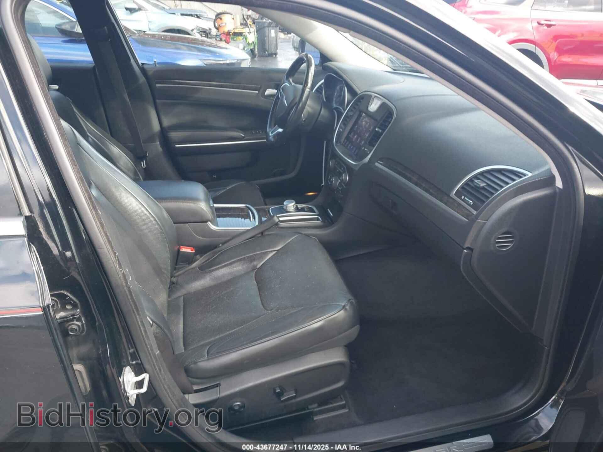 2017 CHRYSLER 300C - VIN: 2C3CCAEG4HH662899 - Фото 5