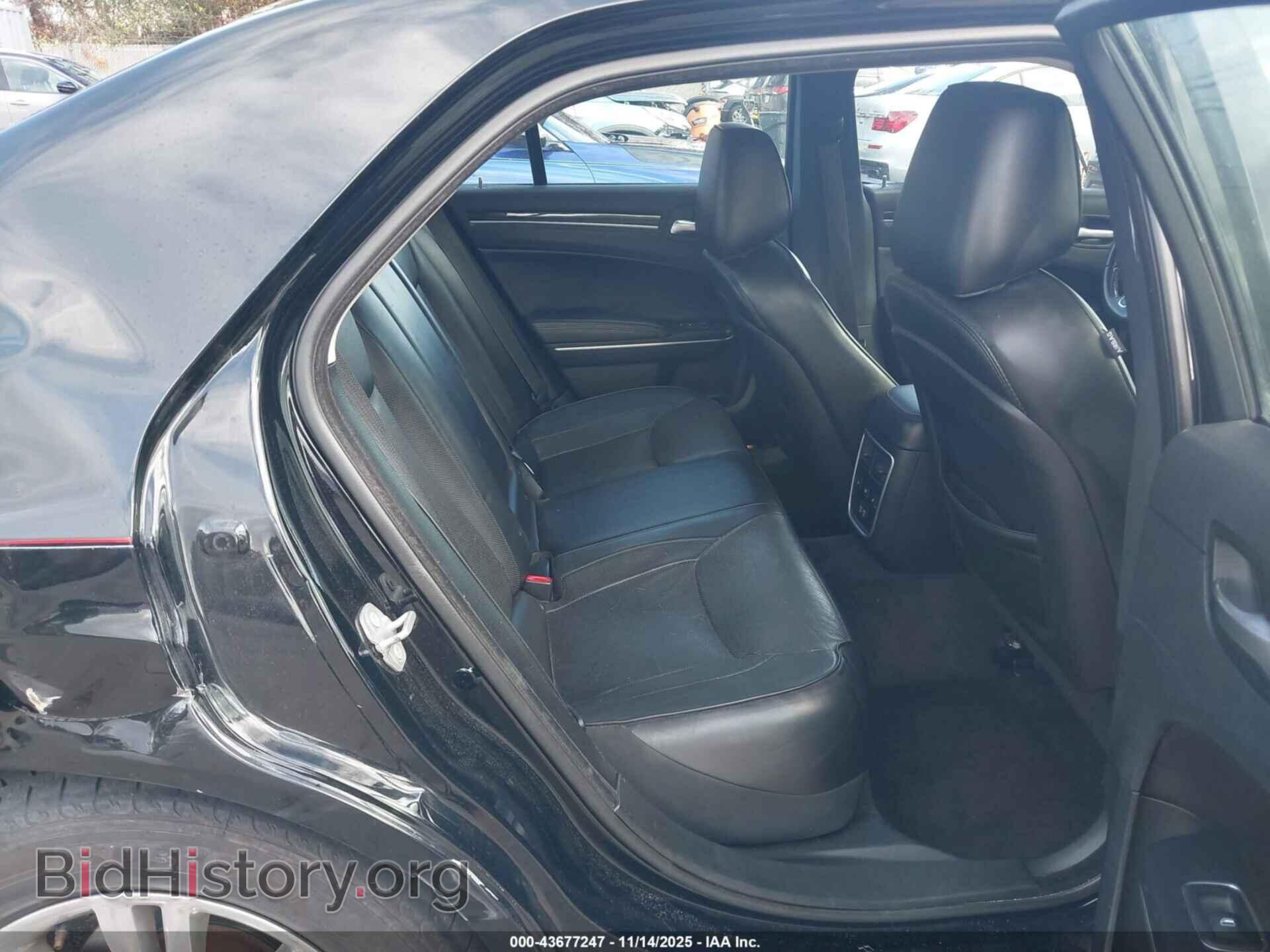 2017 CHRYSLER 300C - VIN: 2C3CCAEG4HH662899 - Фото 8