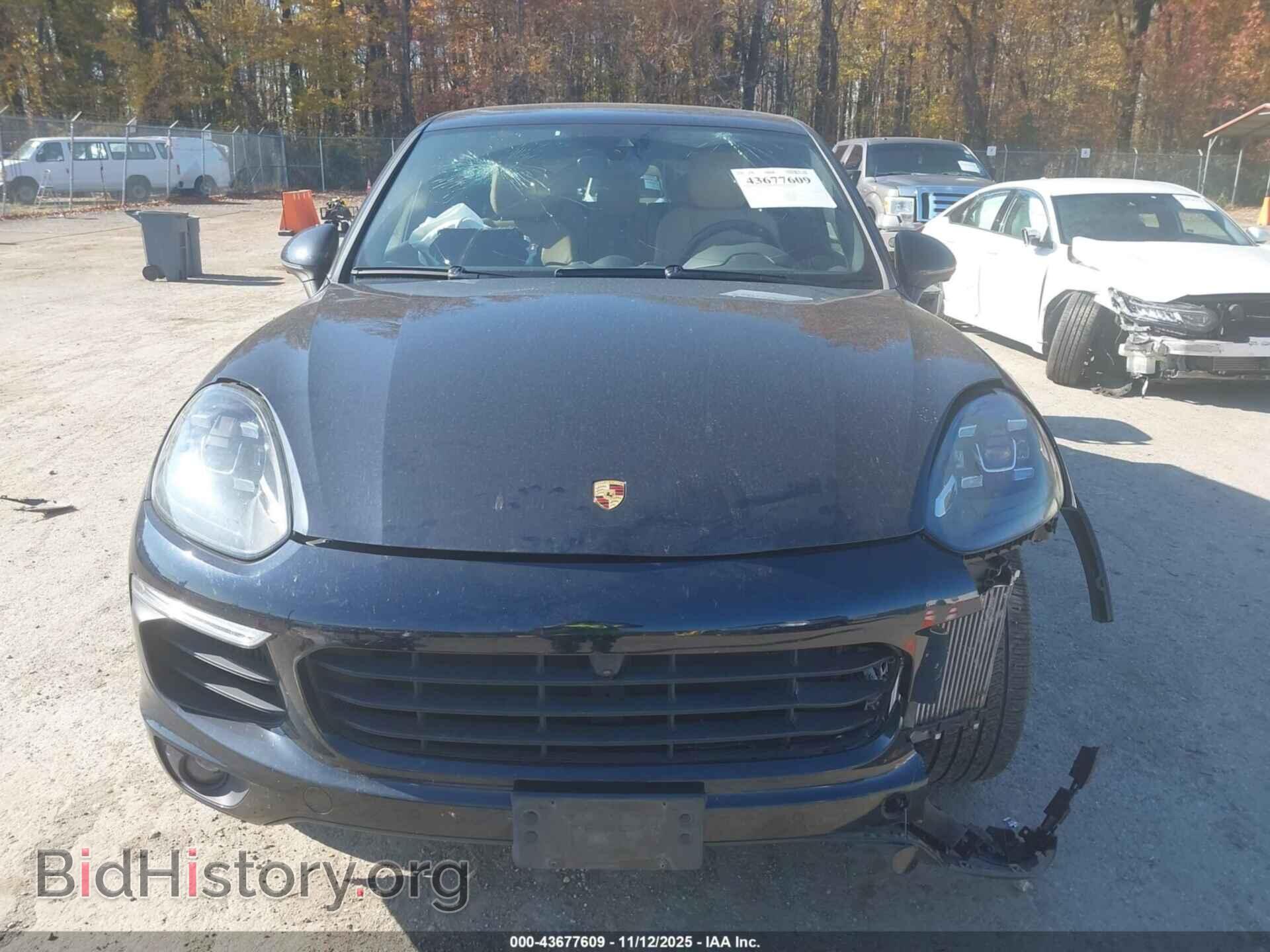 2017 PORSCHE CAYENNE - VIN: WP1AB2A28HLA52057 - Фото 12