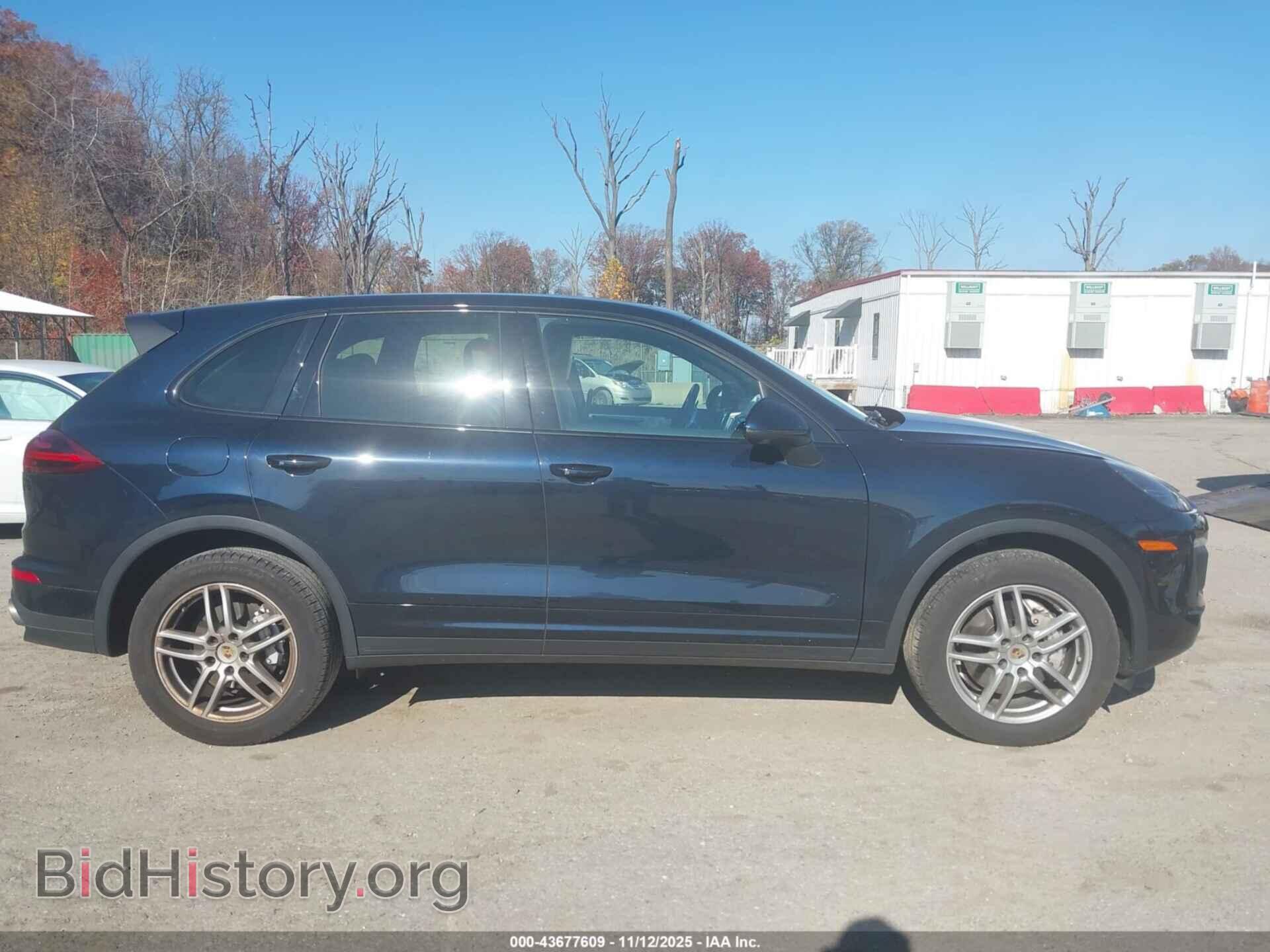 2017 PORSCHE CAYENNE - VIN: WP1AB2A28HLA52057 - Фото 13