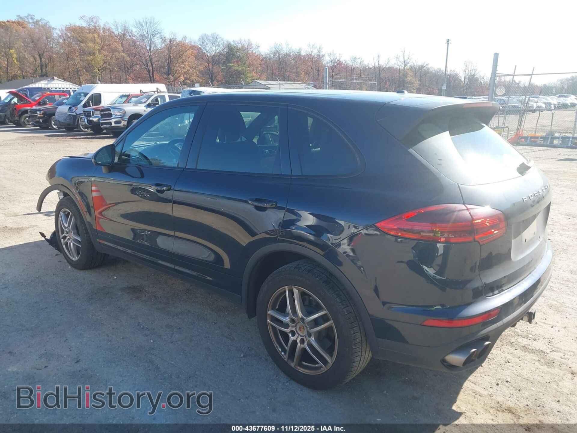 2017 PORSCHE CAYENNE - VIN: WP1AB2A28HLA52057 - Фото 3