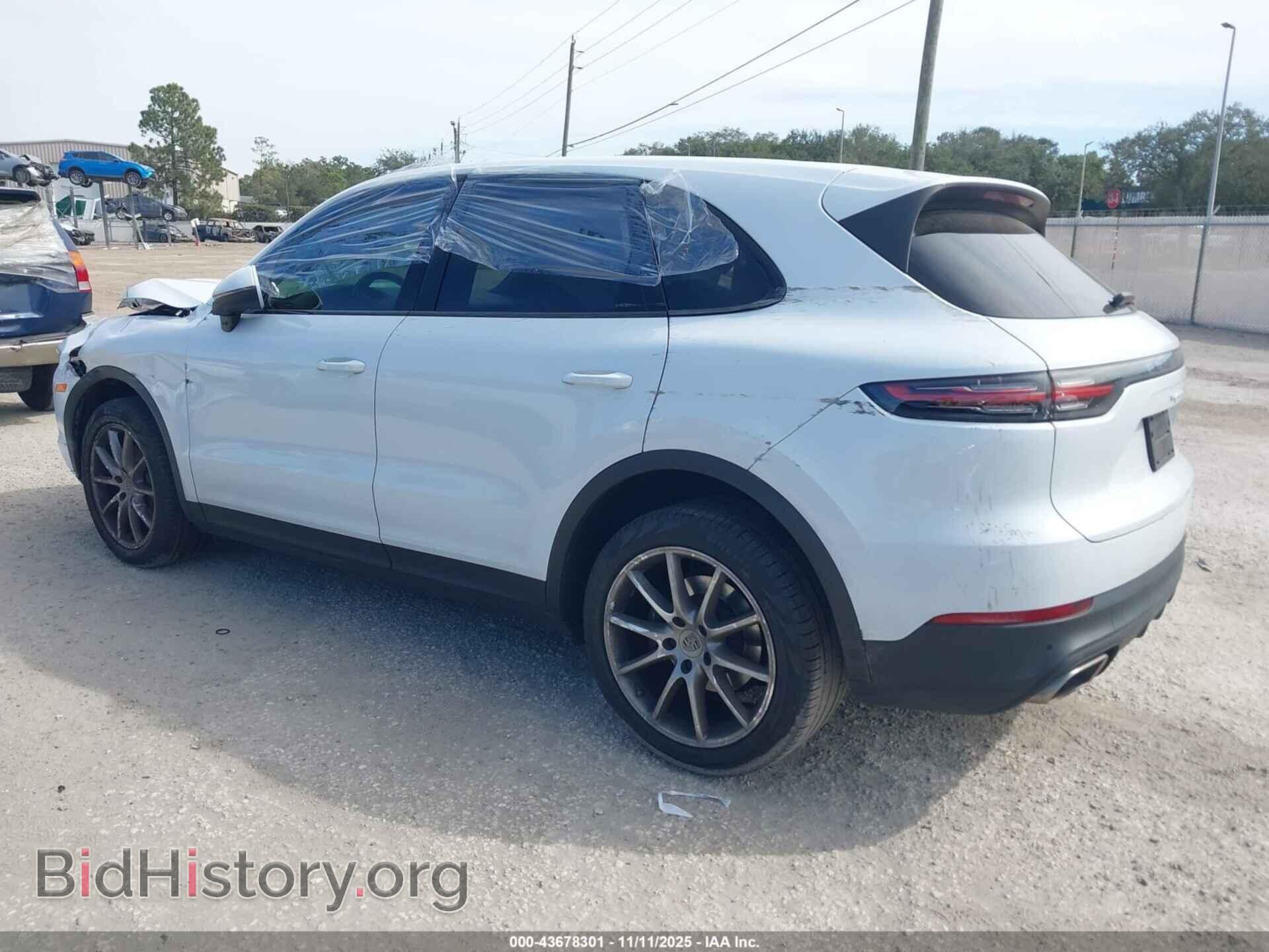 2020 PORSCHE CAYENNE - VIN: WP1AA2AY2LDA09196 - Photo 3