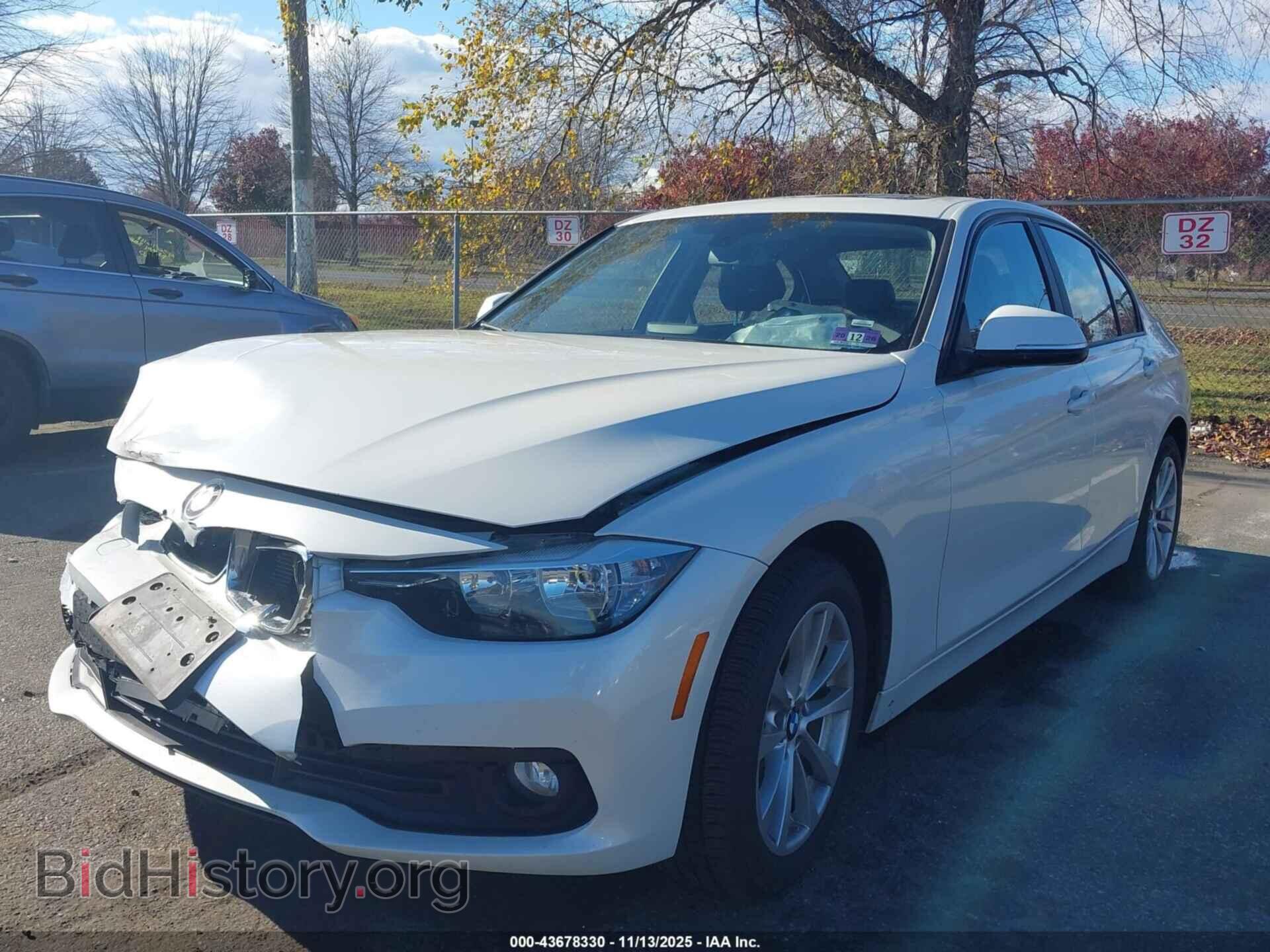 2016 BMW 320I - VIN: WBA8A3C58GK689368 - Фото 2