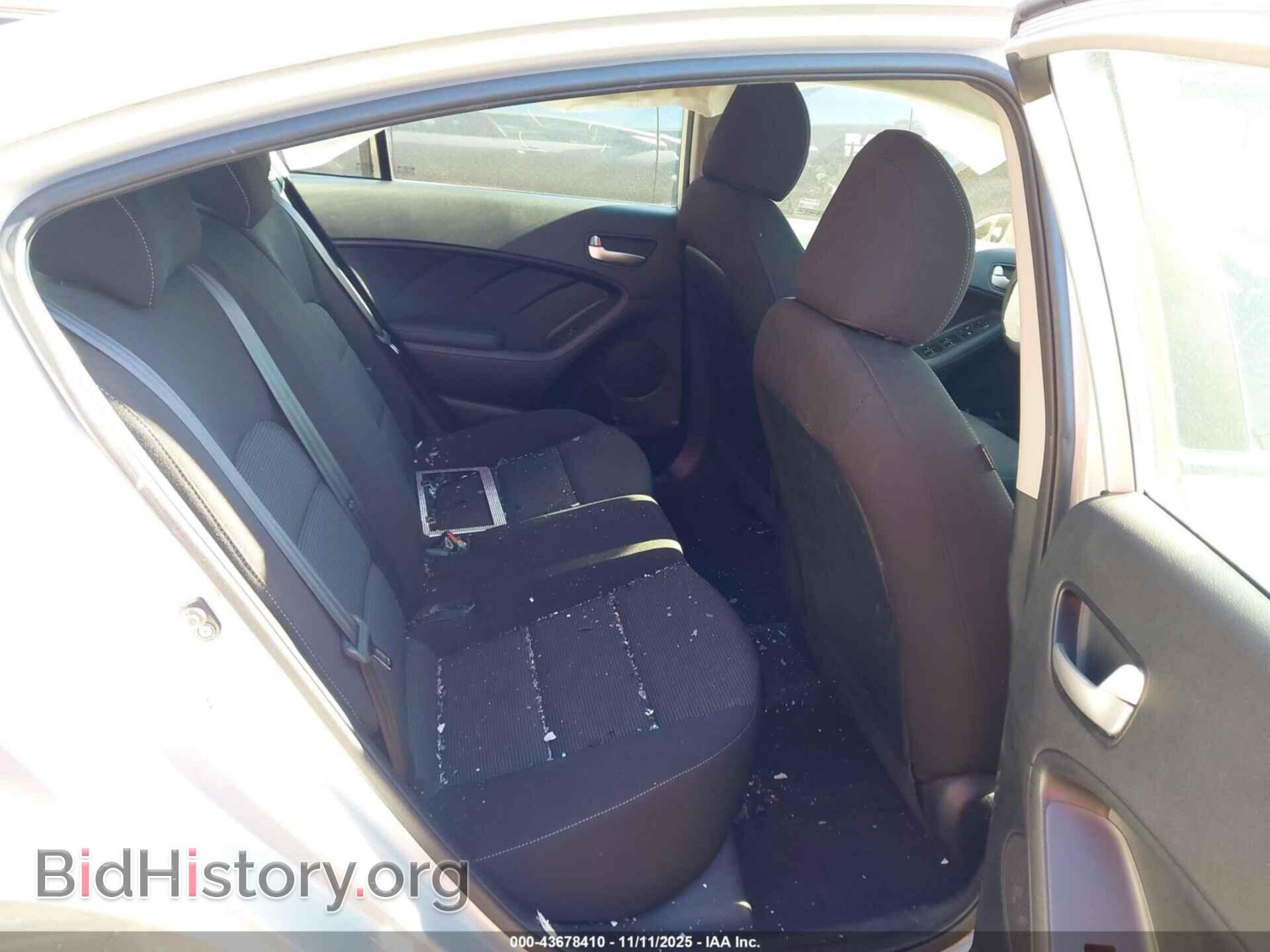 2017 KIA FORTE - VIN: 3KPFK4A76HE089244 - Фото 8